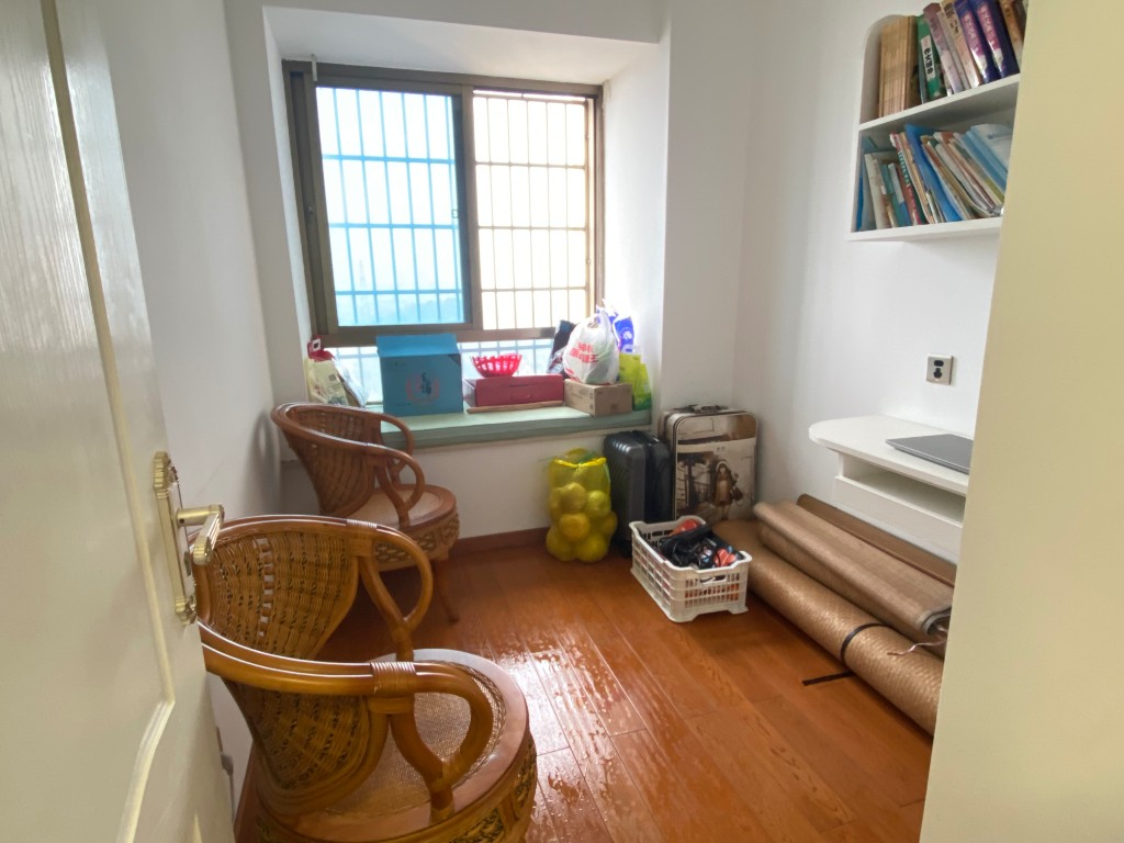 碧桂园 3室2厅1卫 2100.0元/月 碧桂园 3室2厅1卫 2100.0元/月室内图