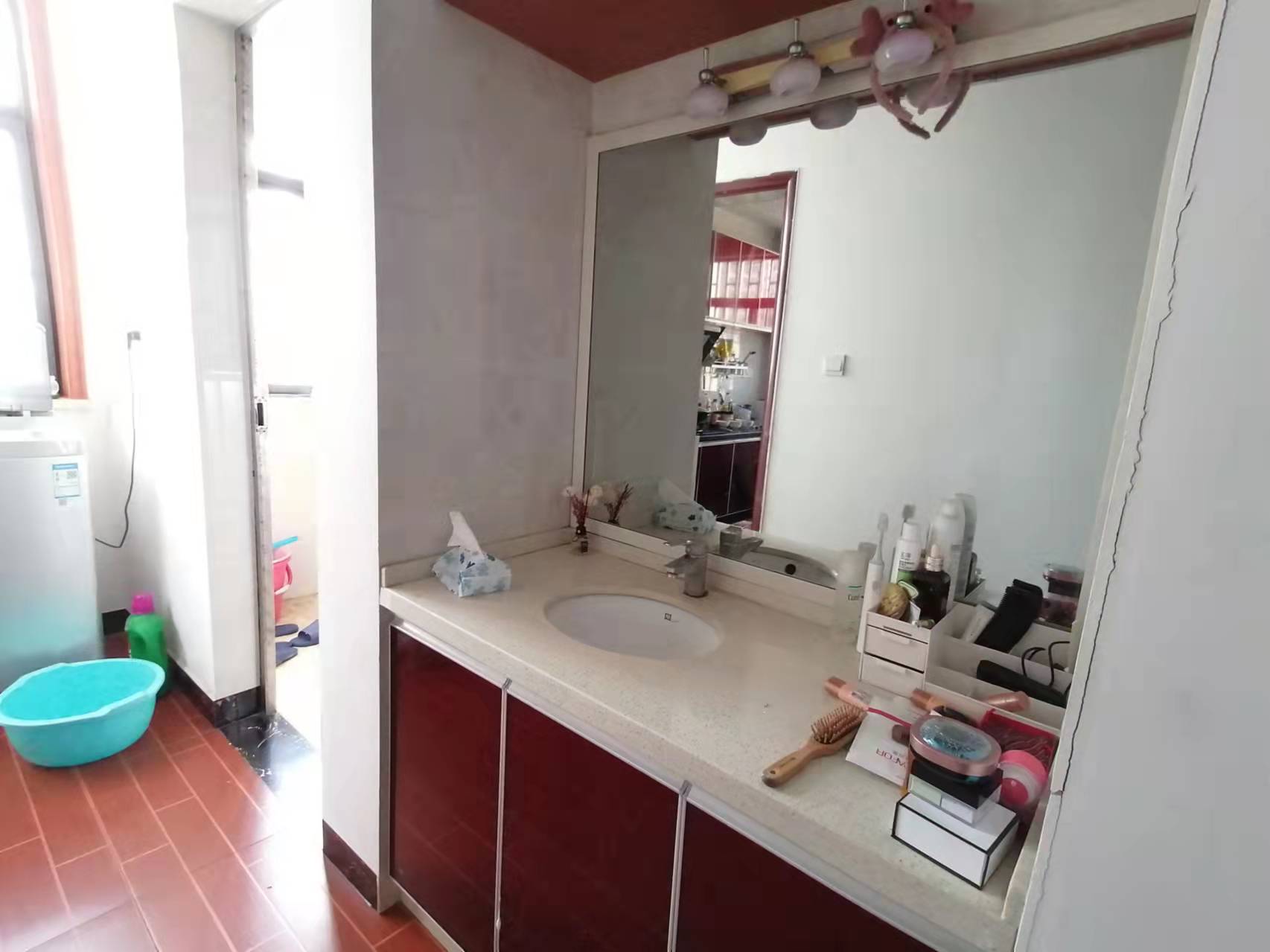 金苑小区 3室2厅2卫 2100.0元/月 金苑小区 3室2厅2卫 2100.0元/月室内图