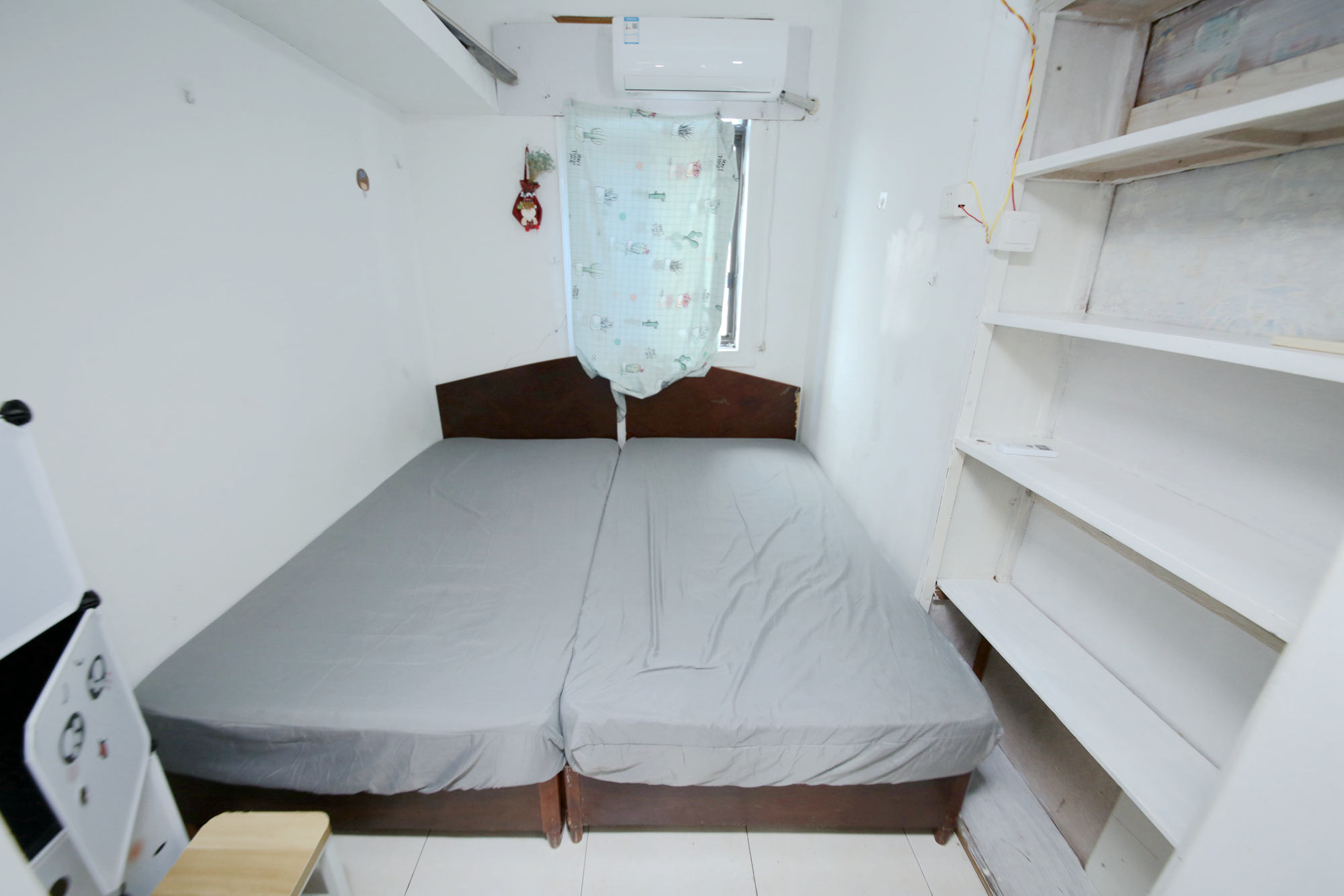 燕山街社区  3室2厅1卫    48.0万卧室