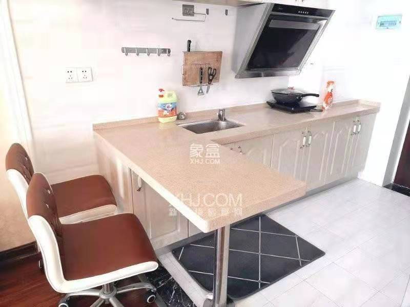 天酬尚都  1室1厅1卫    1300.0元/月 天酬尚都  1室1厅1卫    1300.0元/月室内图