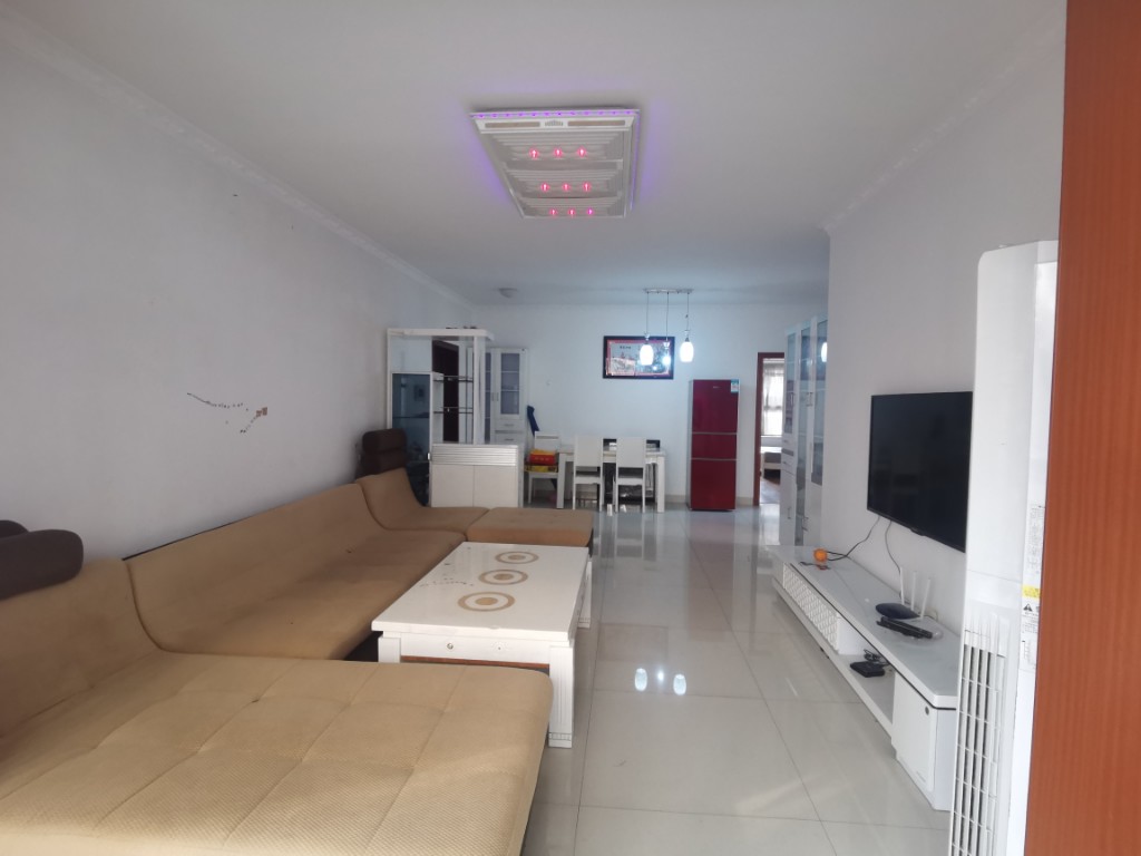 云顶上品 2室2厅1卫 1600.0元/月 云顶上品 2室2厅1卫 1600.0元/月户型图