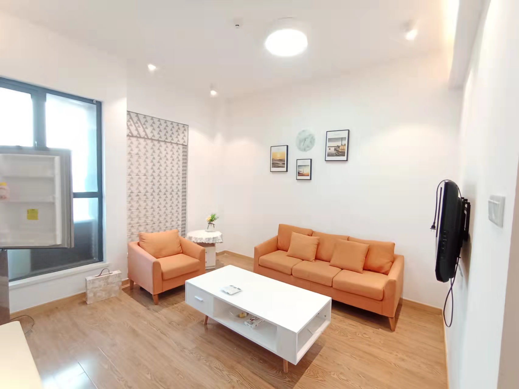 崇盛国际中心(柏石公寓) 2室2厅1卫 2000.0元/月 崇盛国际中心(柏石公寓) 2室2厅1卫 2000.0元/月户型图