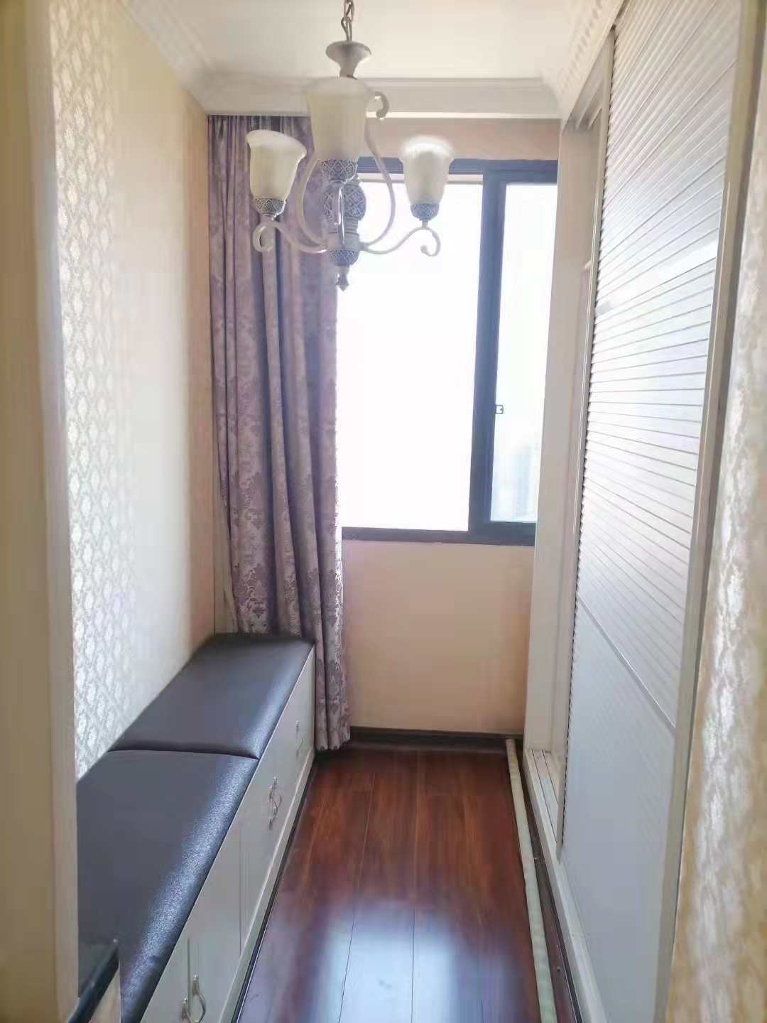 天酬尚都  1室1厅1卫    1300.0元/月 天酬尚都  1室1厅1卫    1300.0元/月室内图