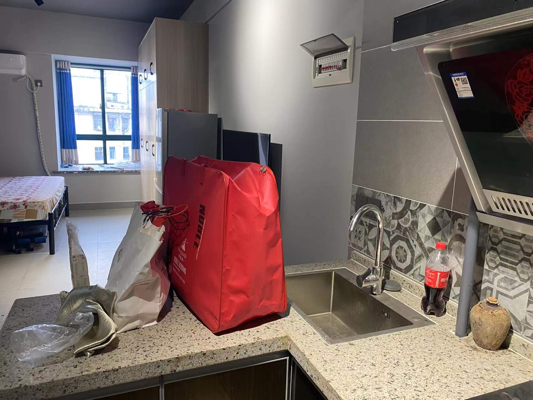 云顶上品 1室1厅1卫 1300.0元/月 云顶上品 1室1厅1卫 1300.0元/月室内图