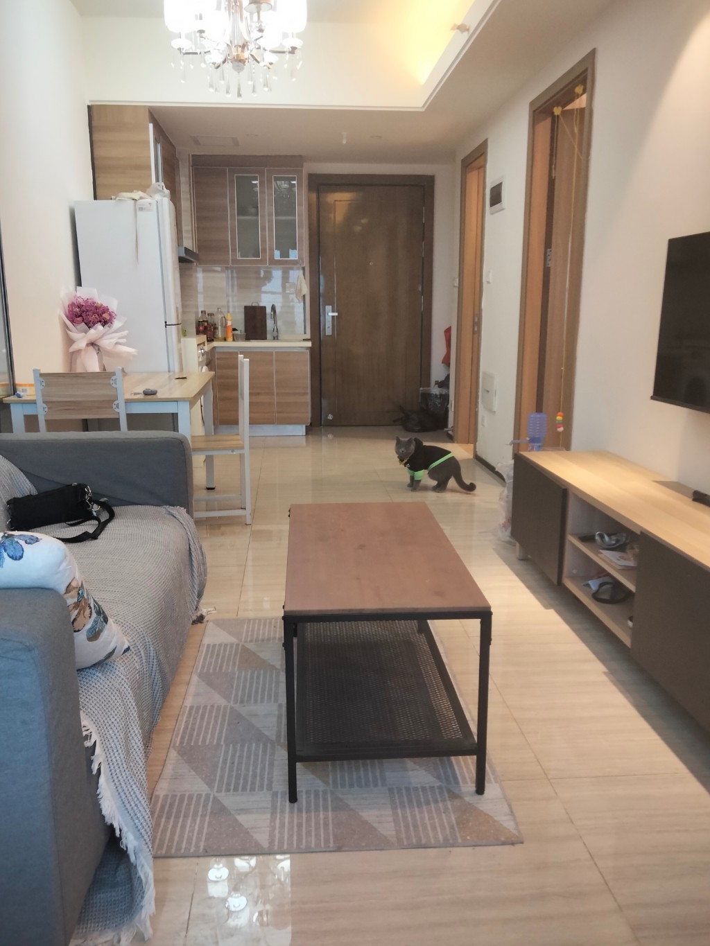 恒大御景湾  1室1厅1卫    32.0万 恒大御景湾  1室1厅1卫    32.0万客厅