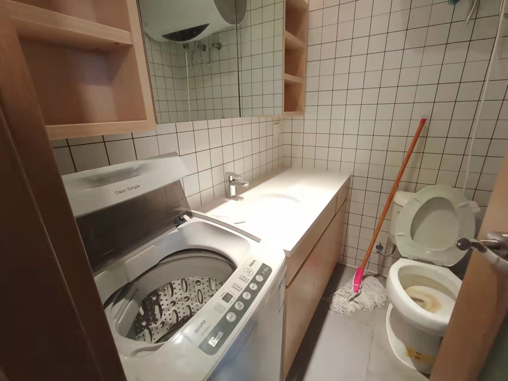 崇盛国际中心(柏石公寓) 2室2厅1卫 2000.0元/月 崇盛国际中心(柏石公寓) 2室2厅1卫 2000.0元/月室内图