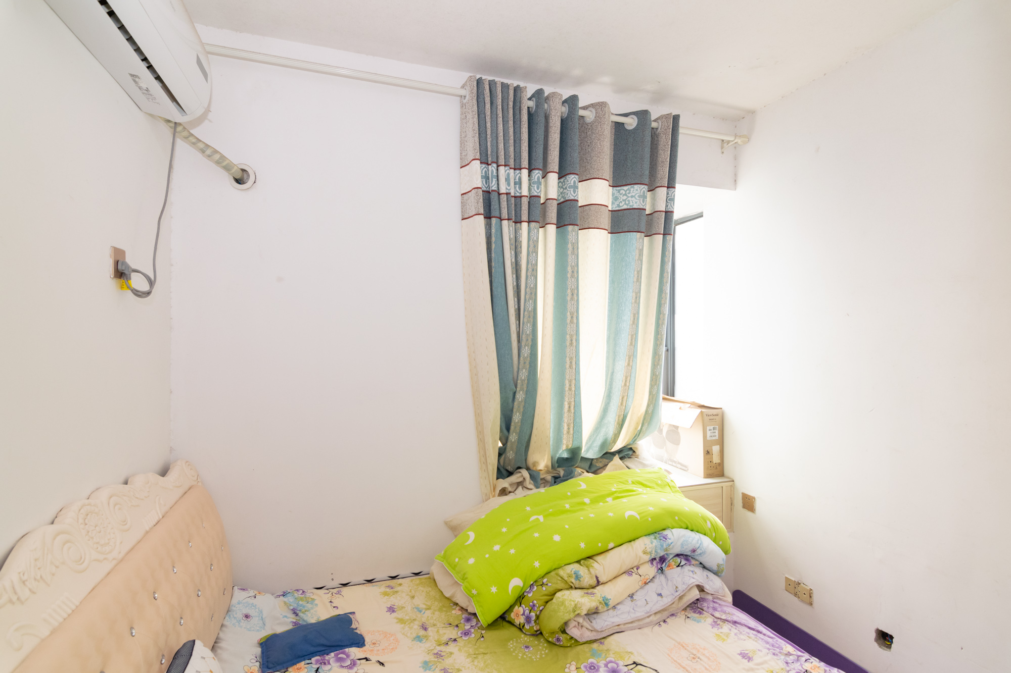 浩龙音乐界 3室2厅1卫 64.8万 浩龙音乐界 3室2厅1卫 64.8万卧室