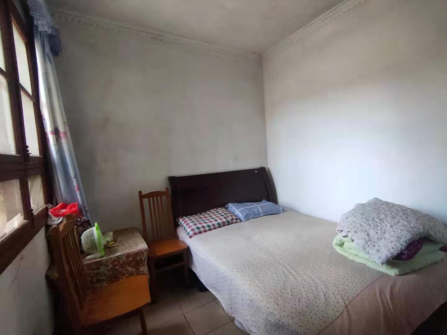 粮食局家属楼 2室1厅1卫 900.0元/月 粮食局家属楼 2室1厅1卫 900.0元/月室内图