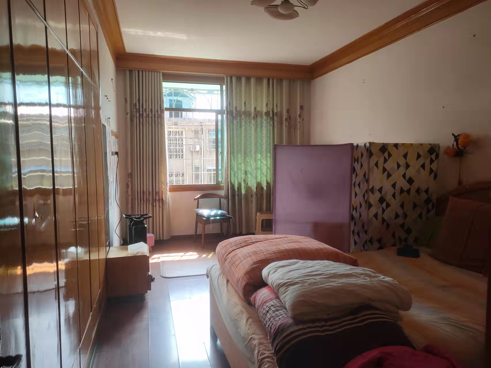 自来水公司家属楼(春檀路) 2室1厅1卫 69.0万 自来水公司家属楼(春檀路) 2室1厅1卫 69.0万