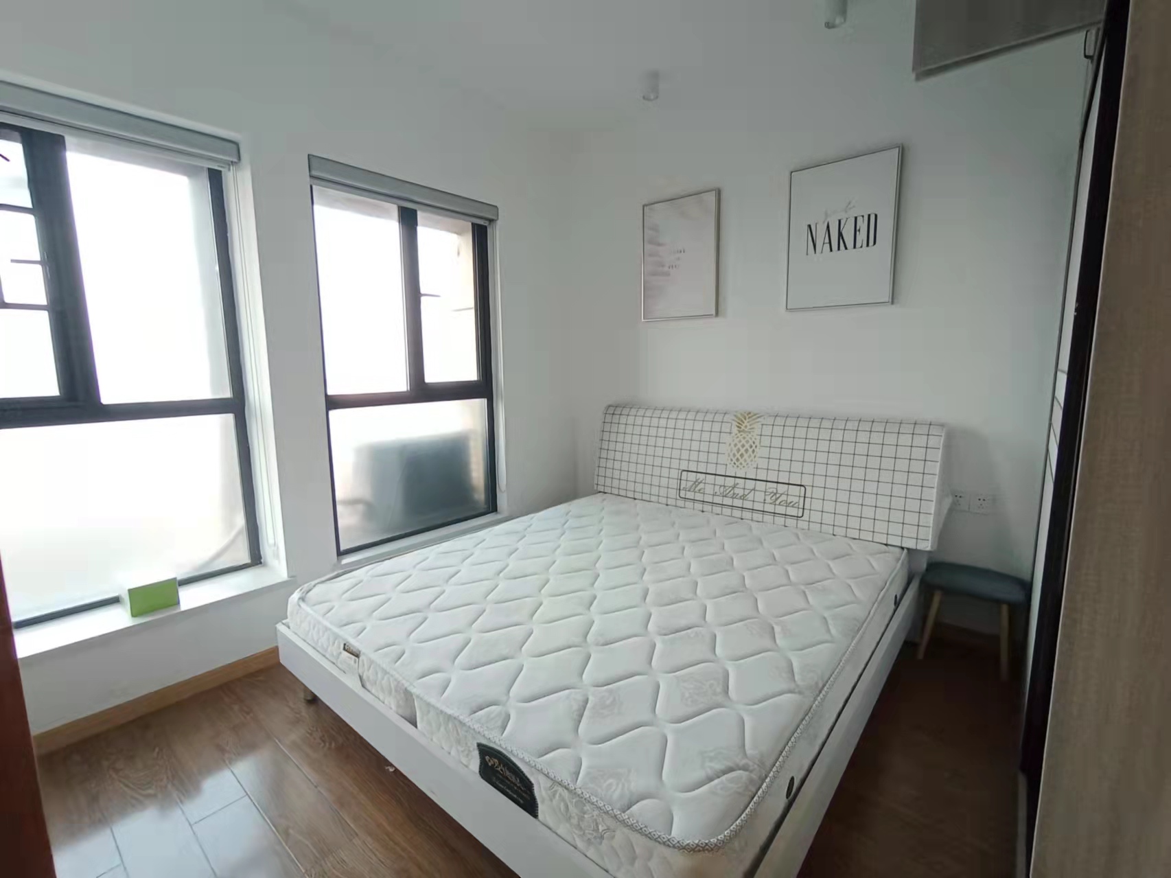 崇盛国际中心(柏石公寓) 2室2厅1卫 2000.0元/月 崇盛国际中心(柏石公寓) 2室2厅1卫 2000.0元/月室内图