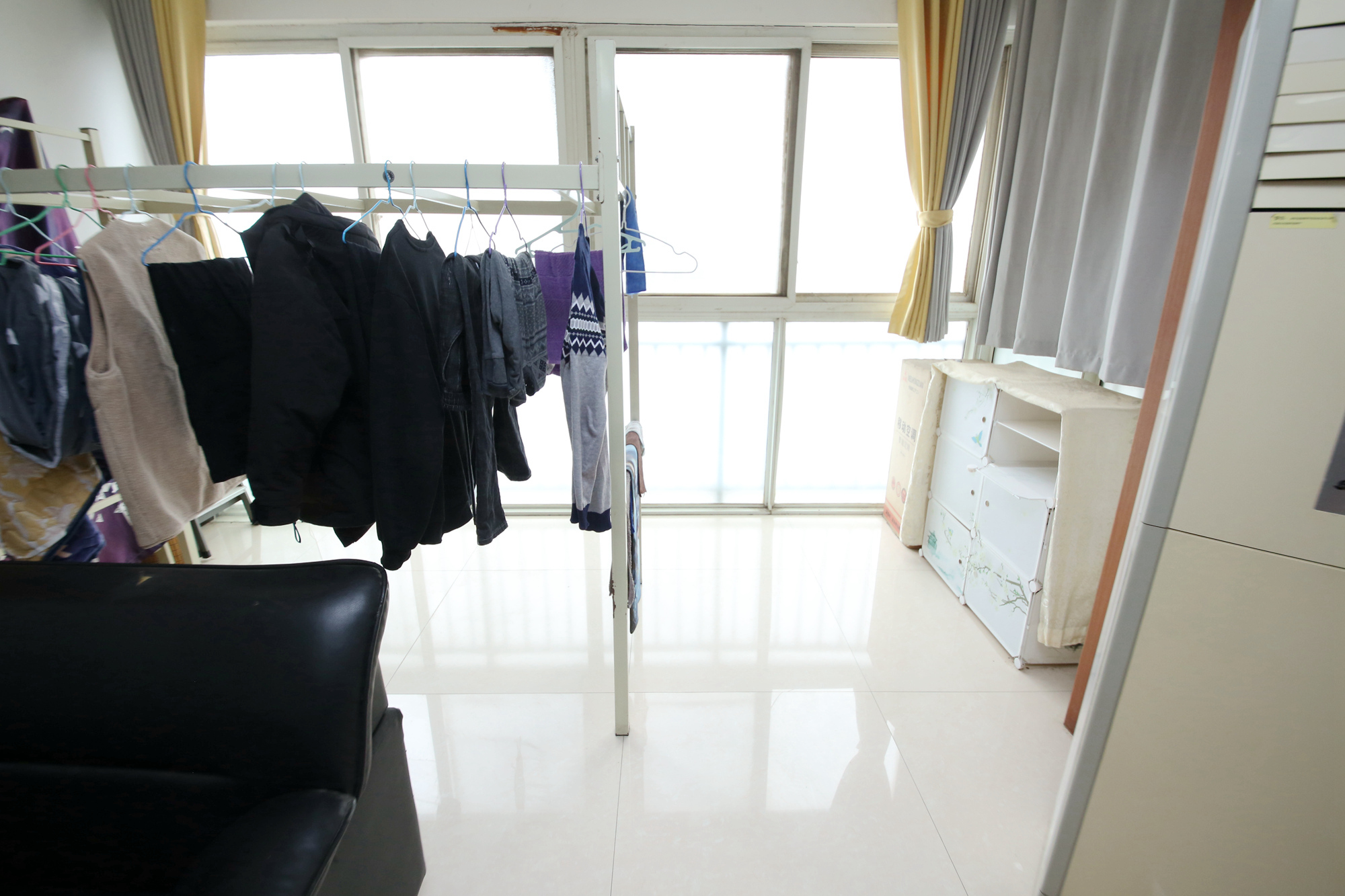 星典时代  4室2厅2卫    98.0万阳台