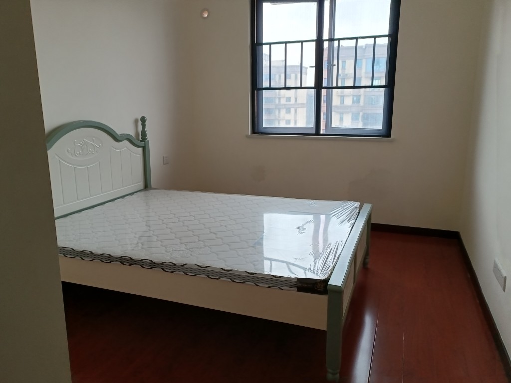 中建玥熙台 3室2厅2卫 63.8万 中建玥熙台 3室2厅2卫 63.8万客厅