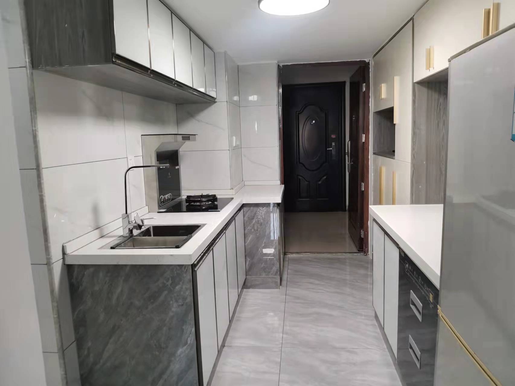 百弘学府城 2室2厅1卫 27.0万 百弘学府城 2室2厅1卫 27.0万厨房