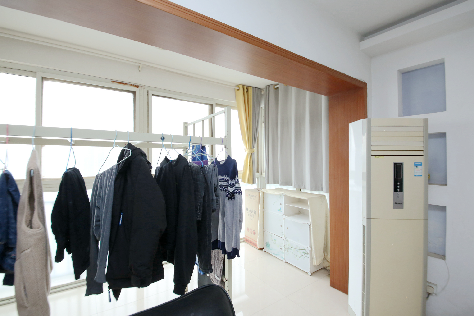 星典时代  4室2厅2卫    98.0万阳台