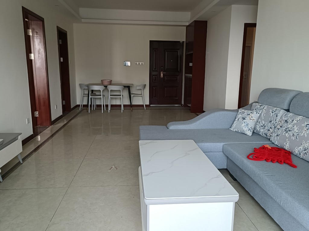 中建玥熙台 3室2厅2卫 63.8万 中建玥熙台 3室2厅2卫 63.8万客厅