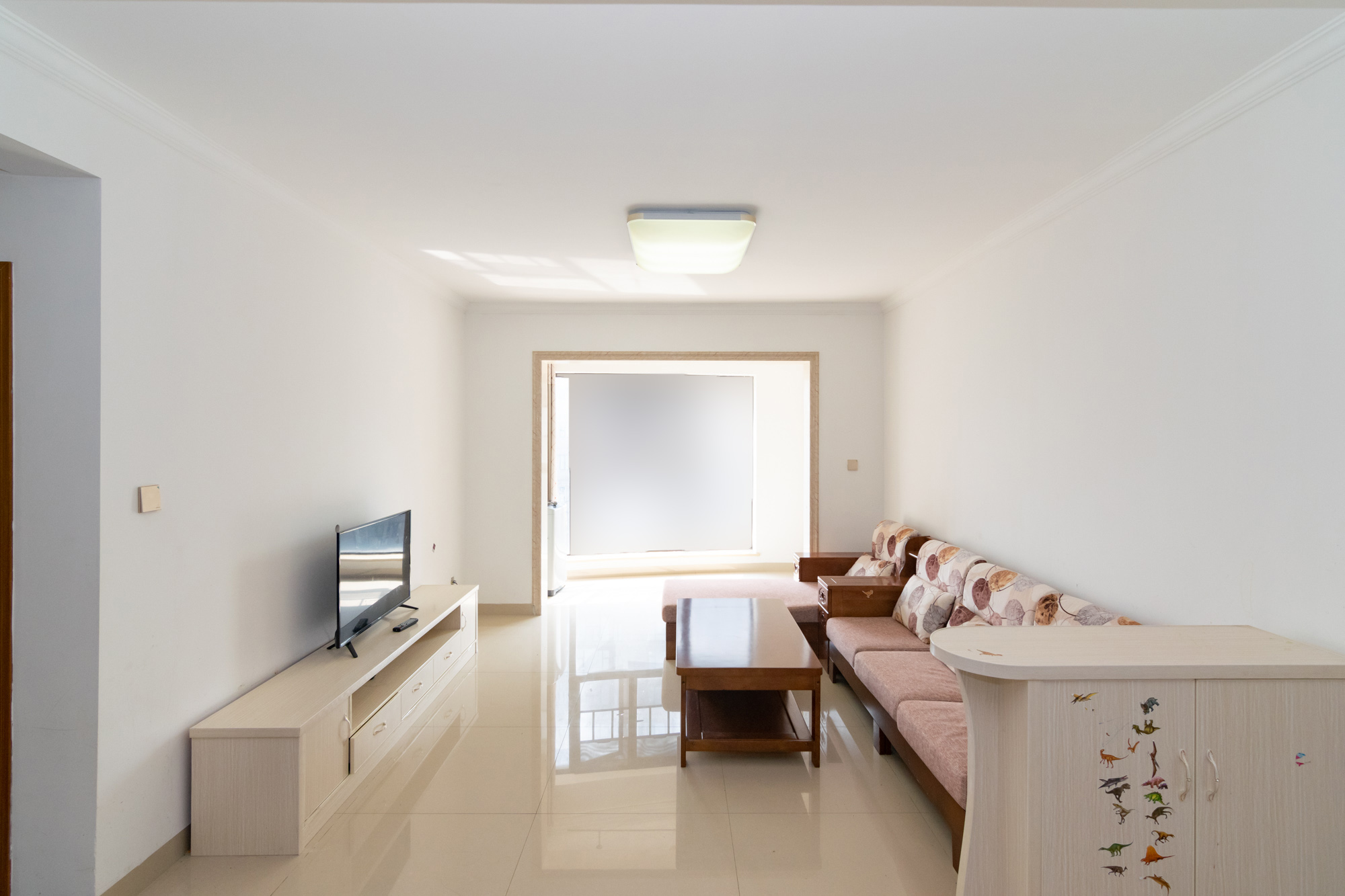 润和紫郡一期  3室2厅1卫    89.8万 润和紫郡一期  3室2厅1卫    89.8万客厅