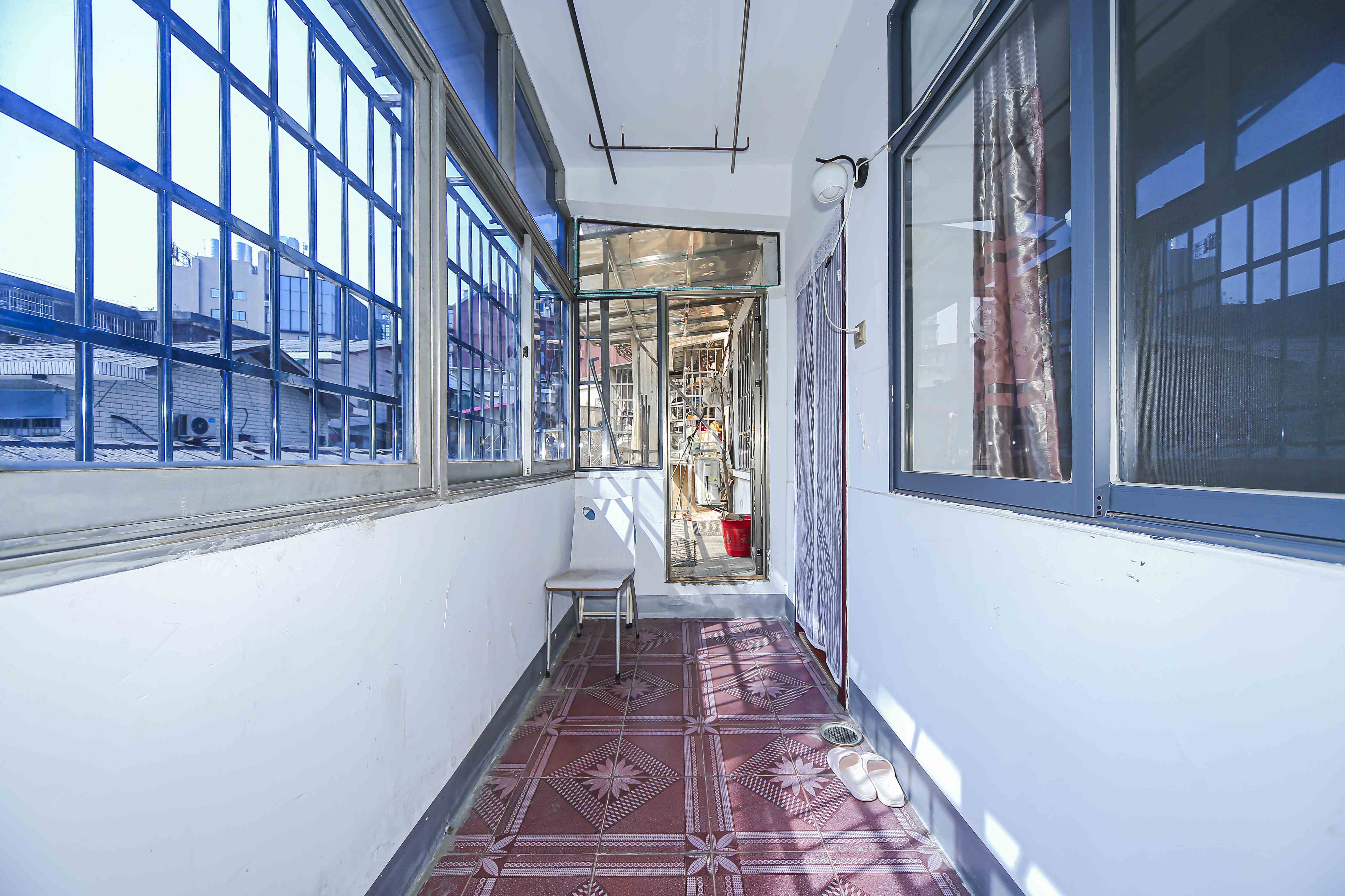 麓山南路立新村001号（粮食局） 2室1厅 45.00万阳台A