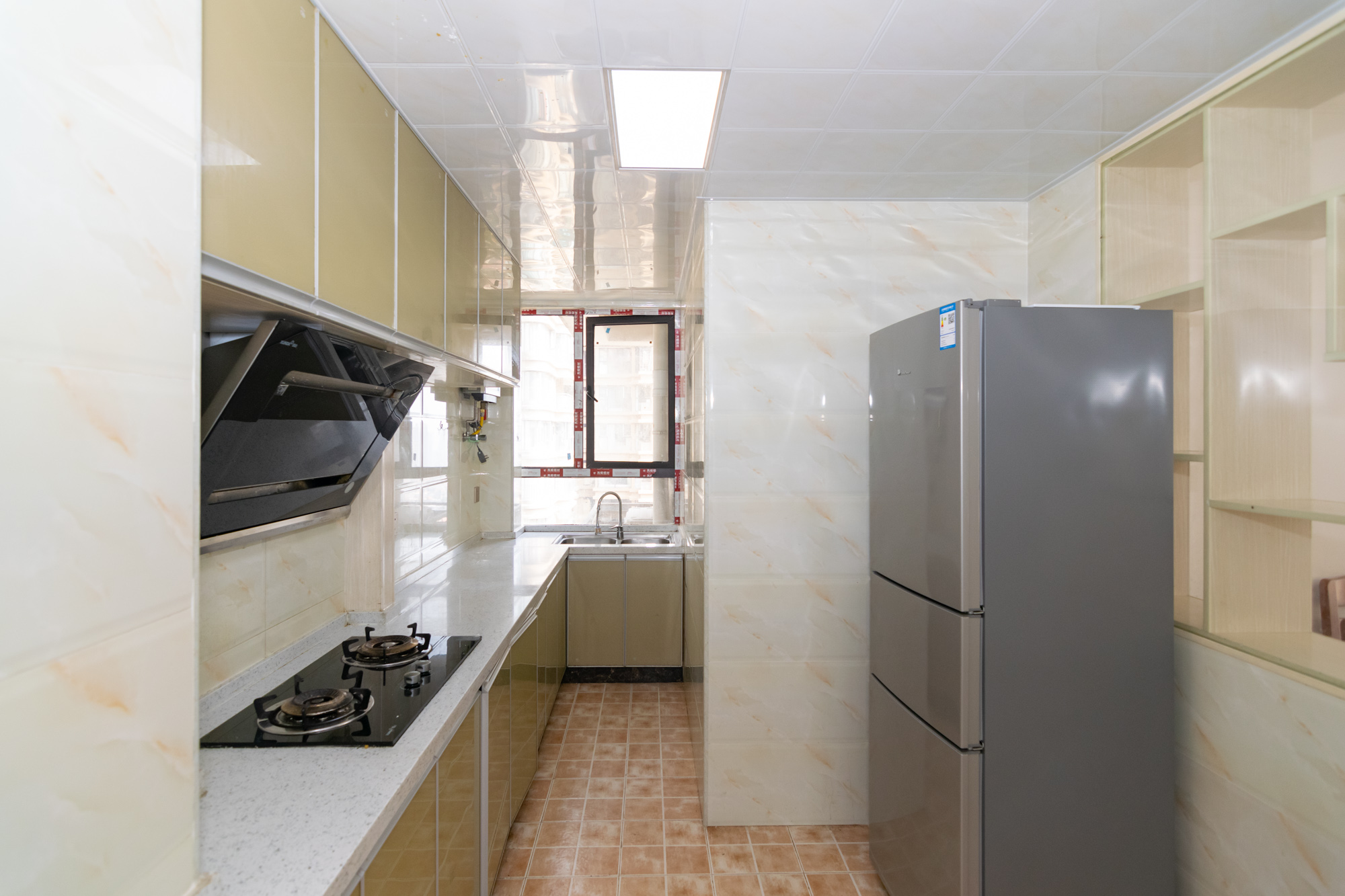 润和紫郡一期  3室2厅1卫    89.8万 润和紫郡一期  3室2厅1卫    89.8万厨房