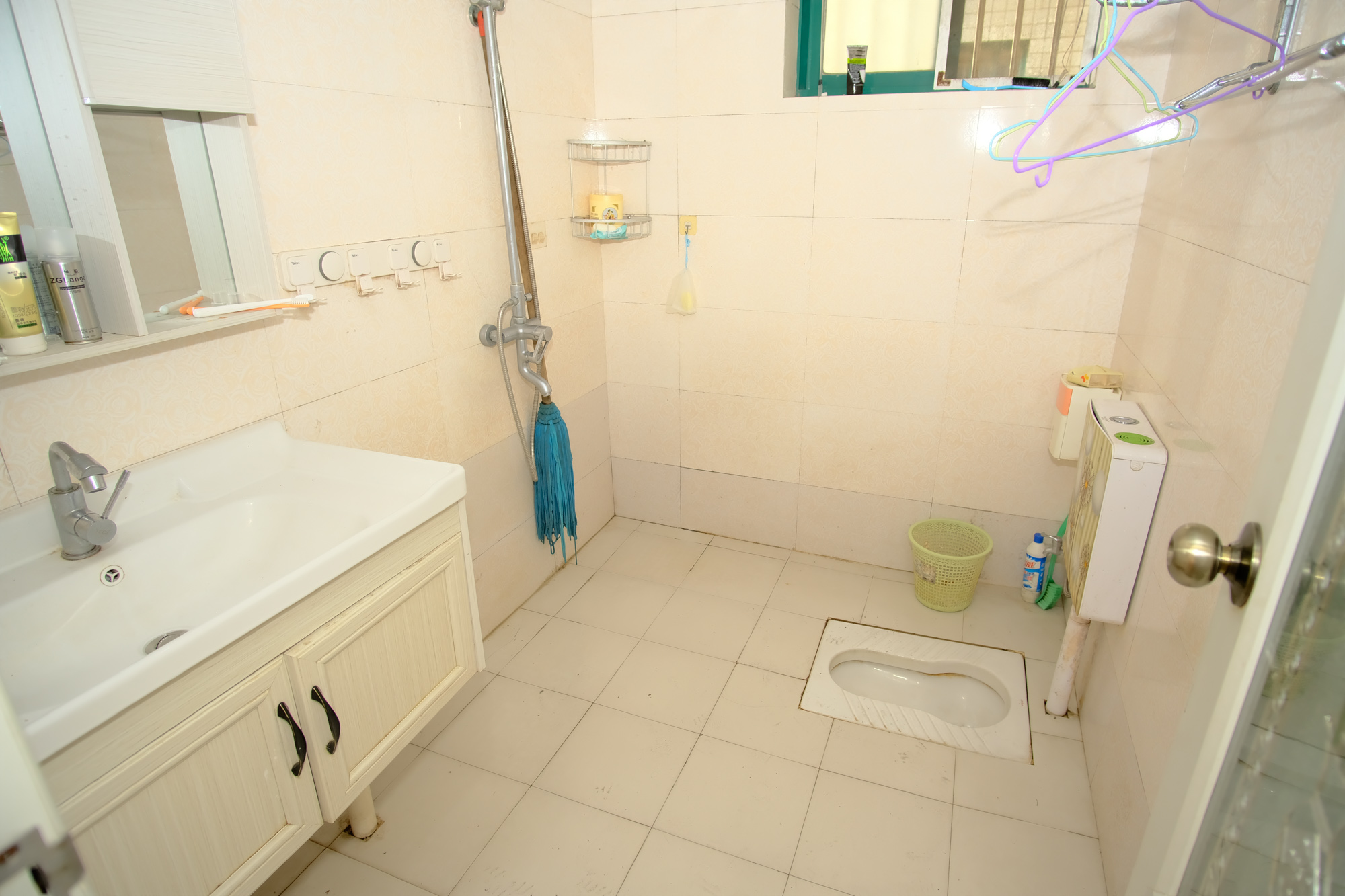 明城公寓 3室2厅2卫 60.0万 明城公寓 3室2厅2卫 60.0万卫生间