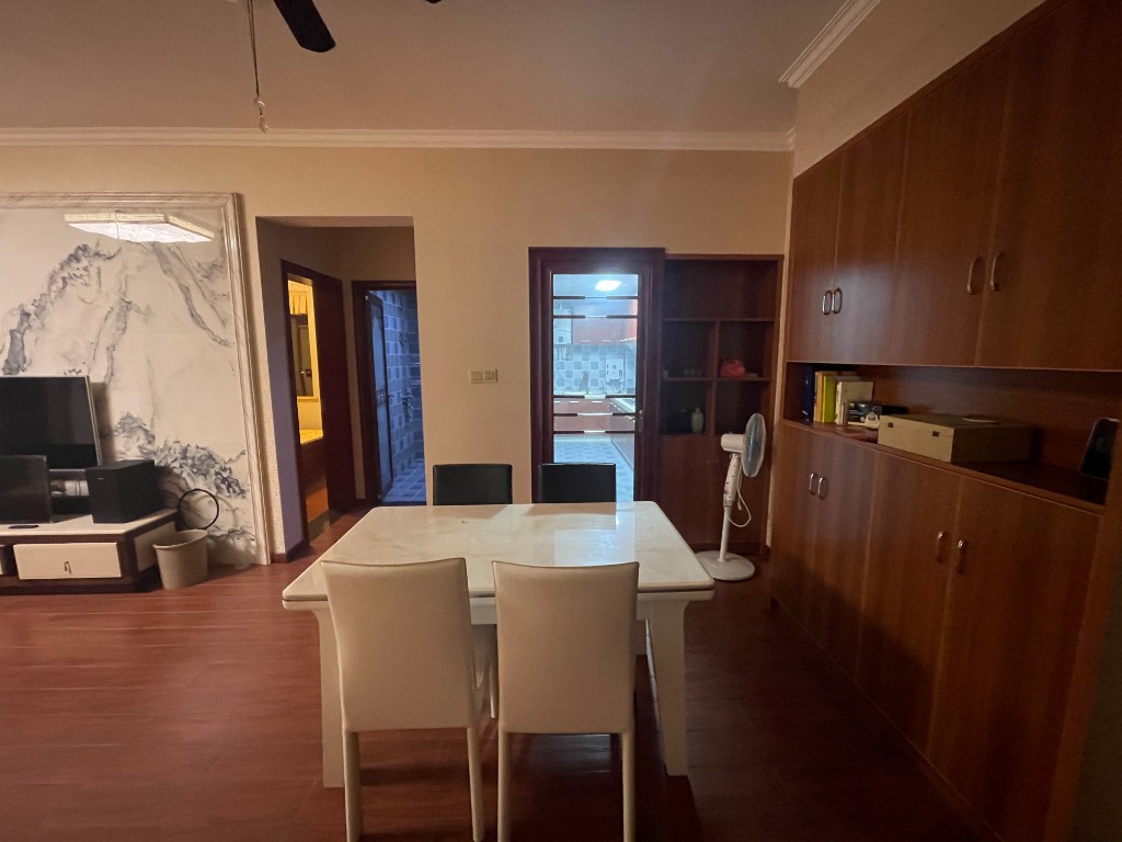 山水印象  2室2厅1卫    59.0万 山水印象  2室2厅1卫    59.0万客厅