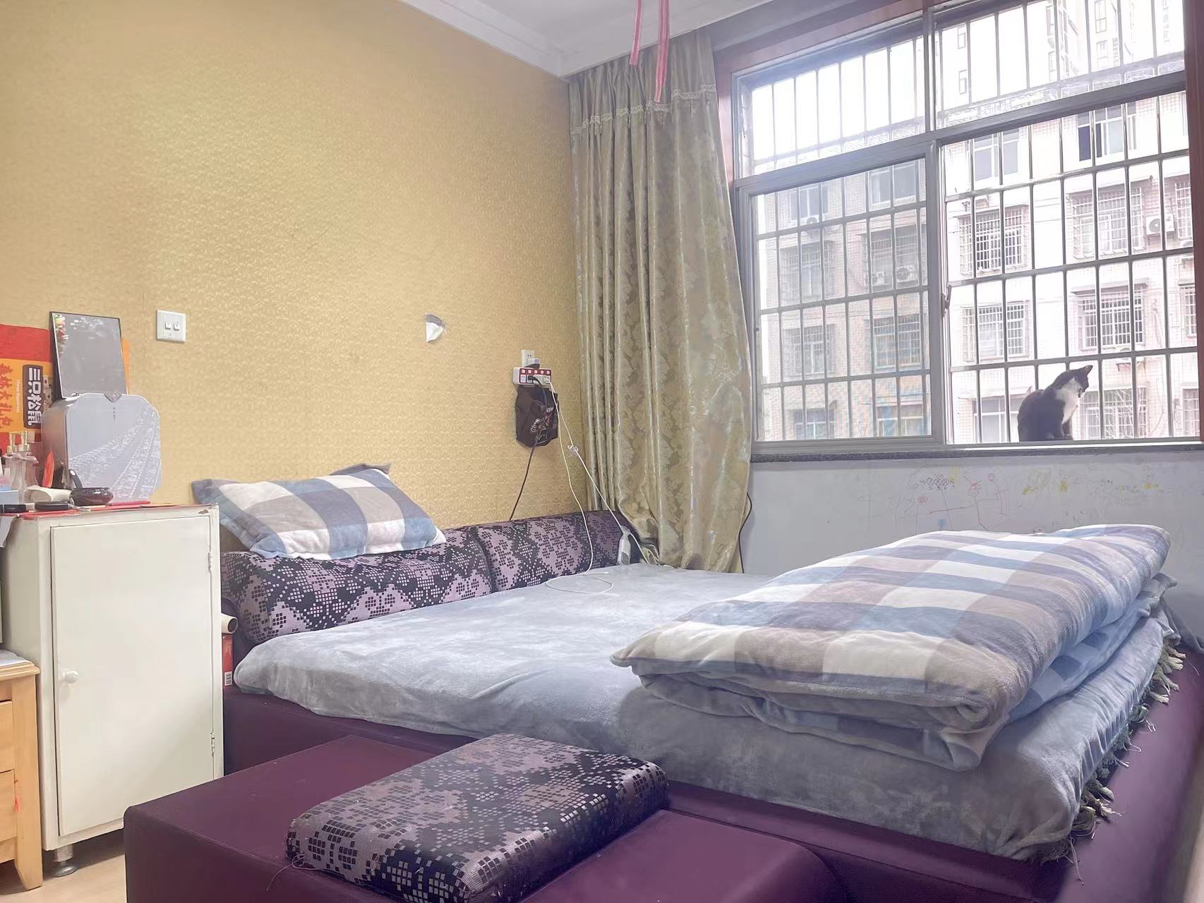 罐头厂第三生活小区 3室2厅2卫 57.8万 罐头厂第三生活小区 3室2厅2卫 57.8万卫生间