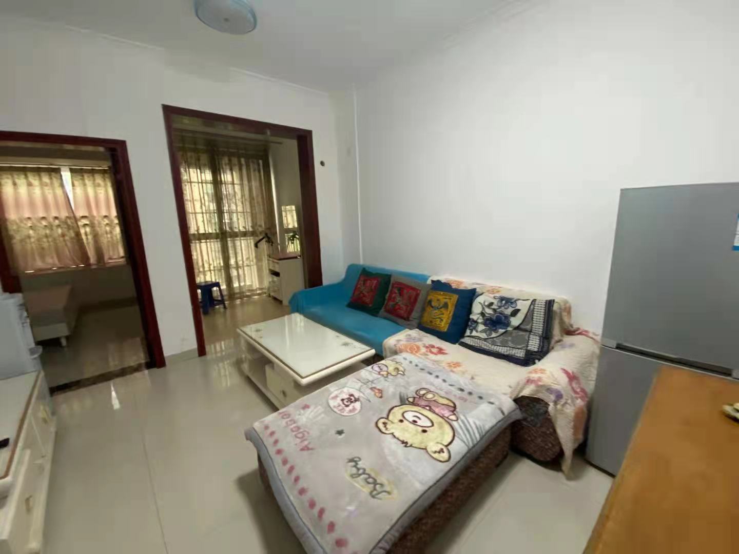 南湖春天 1室1厅1卫 1700.0元/月 南湖春天 1室1厅1卫 1700.0元/月室内图