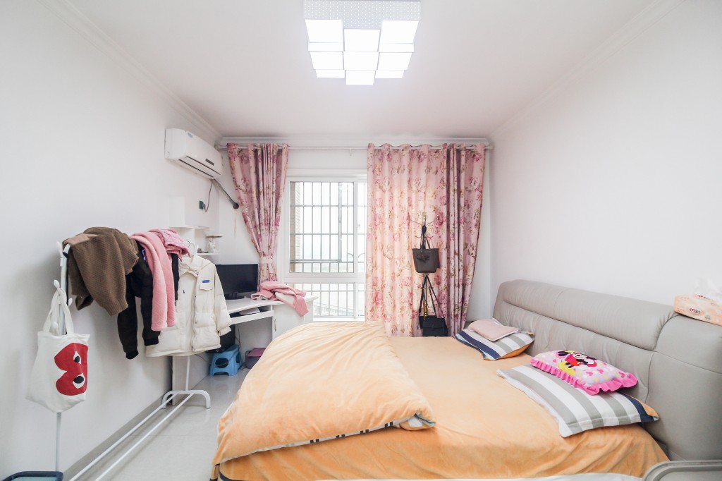 领东汇 4室2厅2卫 101.97万 领东汇 4室2厅2卫 101.97万卧室