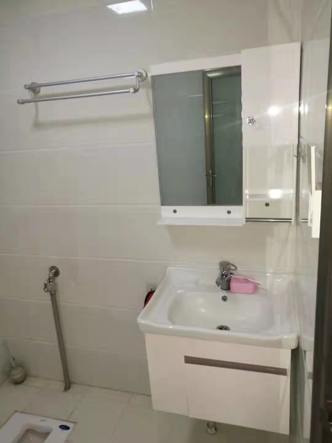 经泽星都  2室2厅1卫    2200.0元/月 经泽星都  2室2厅1卫    2200.0元/月室内图