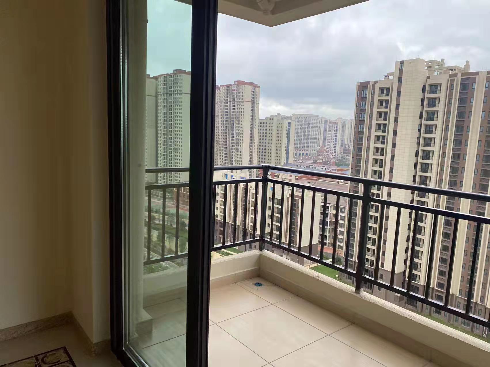 碧桂园娄星府 4室2厅2卫 2000.0元/月 碧桂园娄星府 4室2厅2卫 2000.0元/月室内图