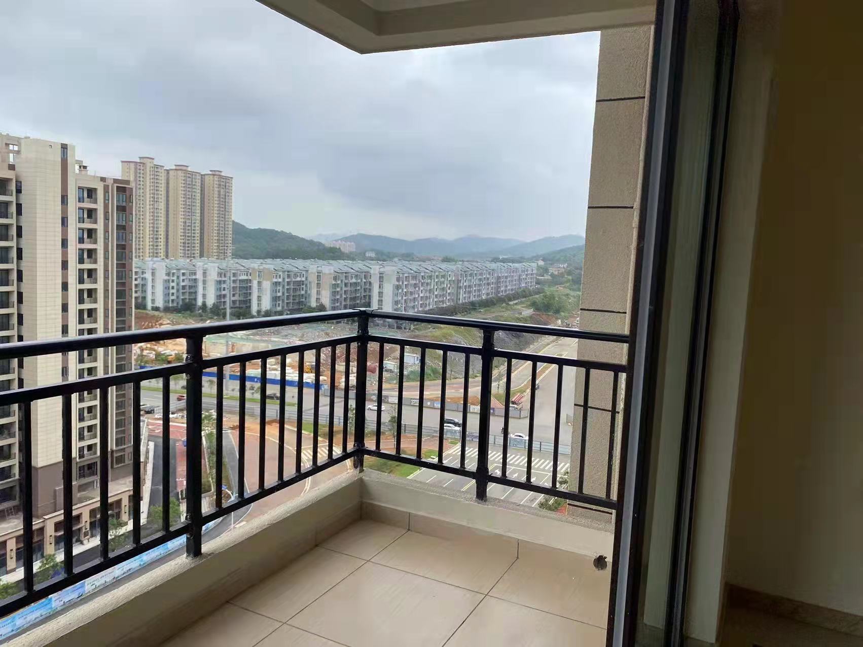 碧桂园娄星府 4室2厅2卫 2000.0元/月 碧桂园娄星府 4室2厅2卫 2000.0元/月室内图