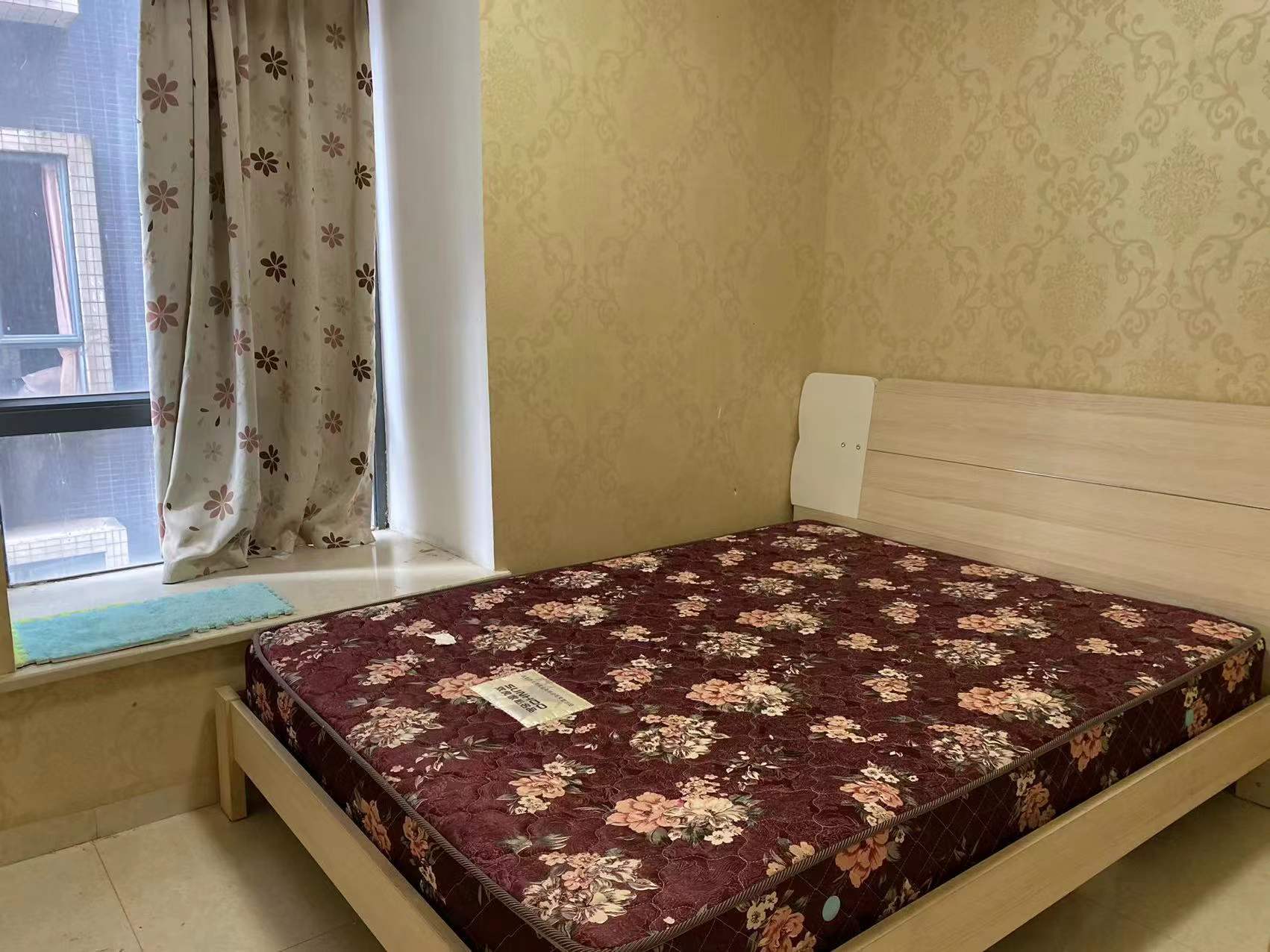 愉景湾东域 3室2厅1卫 2000.0元/月 愉景湾东域 3室2厅1卫 2000.0元/月室内图