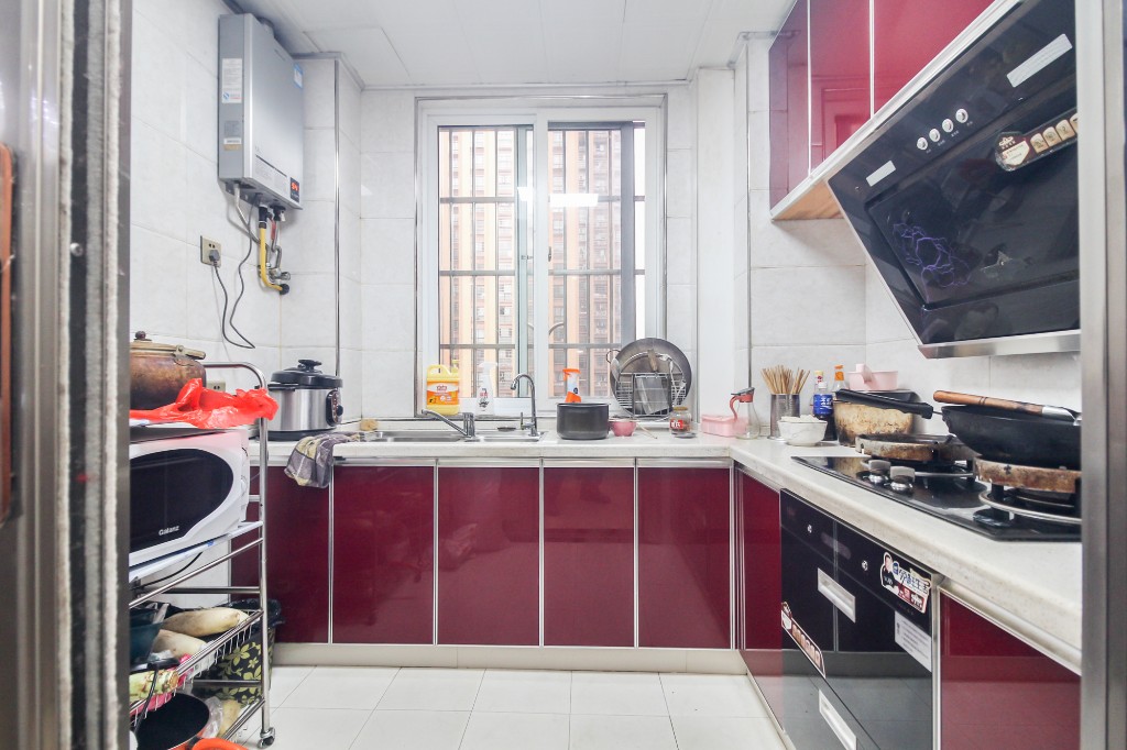 领东汇 4室2厅2卫 101.97万 领东汇 4室2厅2卫 101.97万厨房