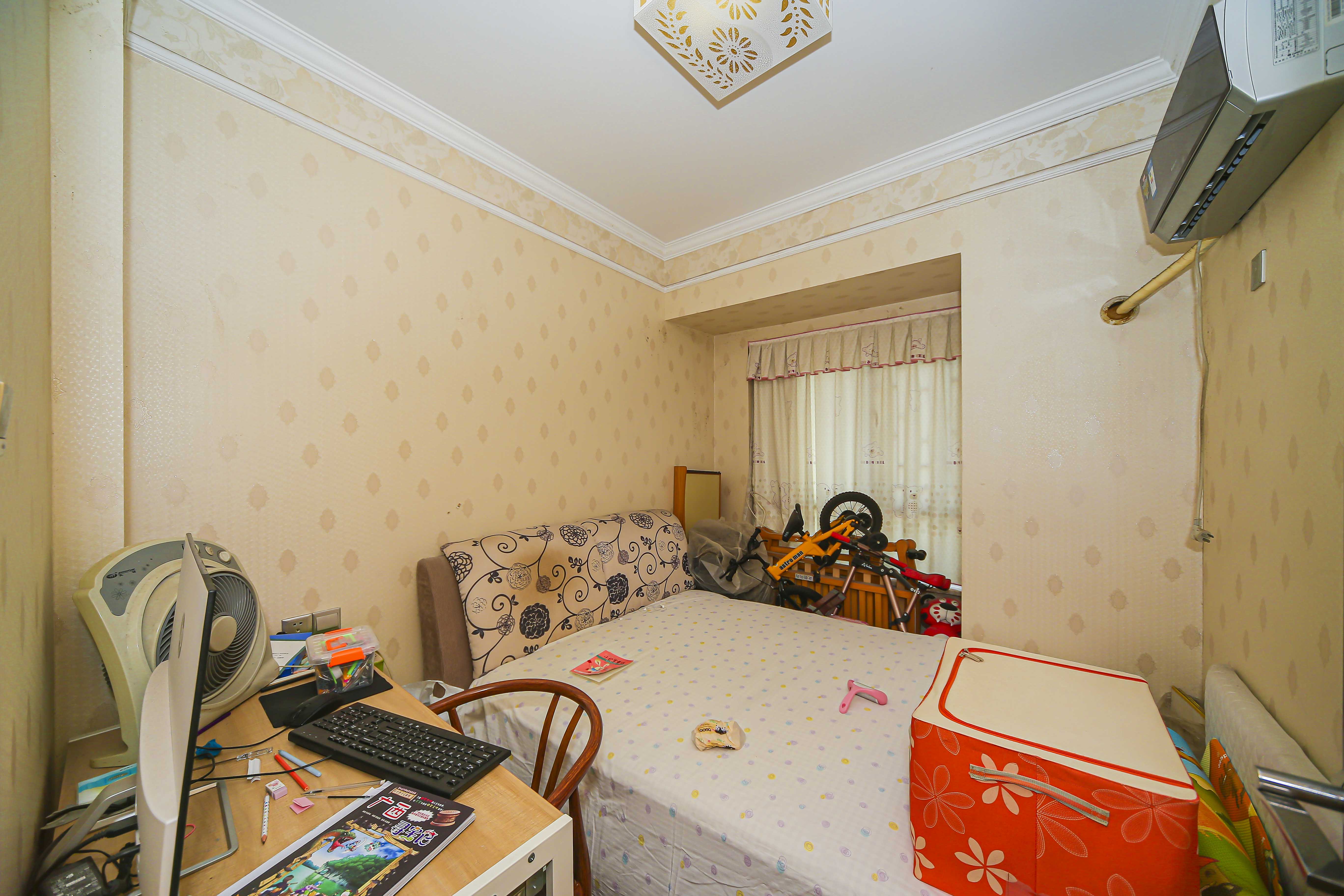 云栖谷 4室2厅1卫 100.0万 云栖谷 4室2厅1卫 100.0万卧室