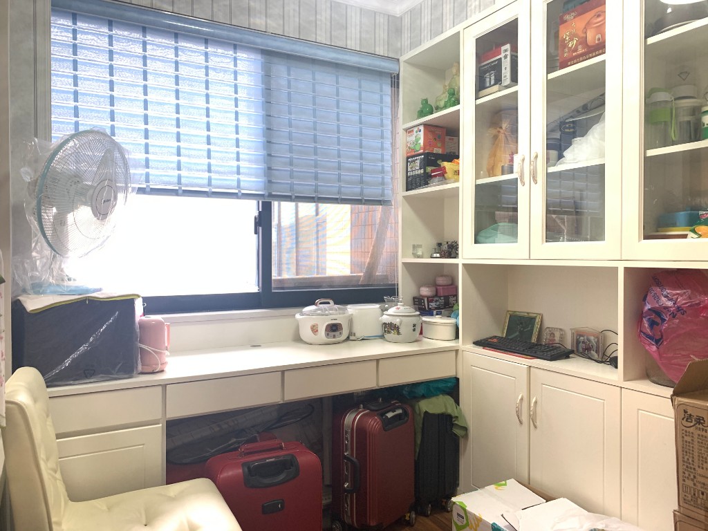 雄森国际 3室2厅2卫 2600.0元/月 雄森国际 3室2厅2卫 2600.0元/月室内图