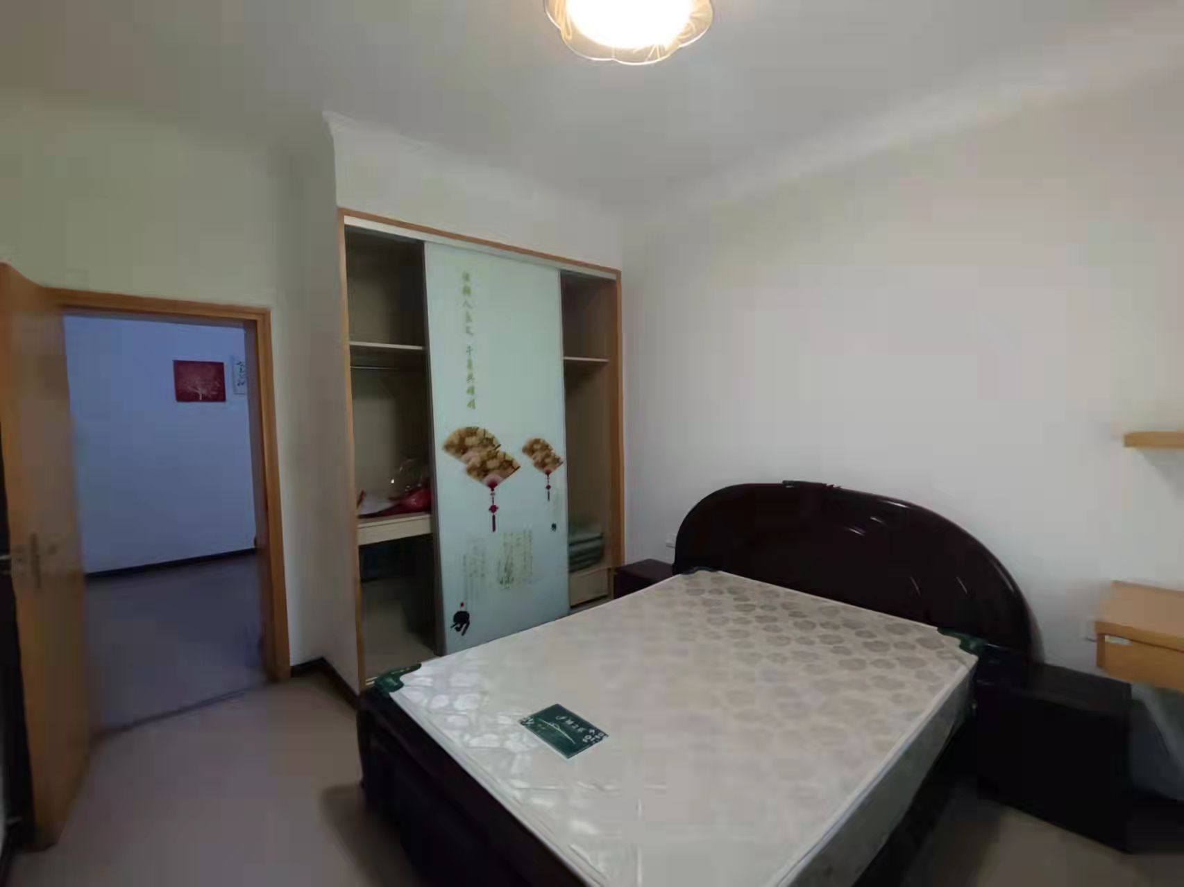 阳光花苑 4室2厅2卫 1500.0元/月 阳光花苑 4室2厅2卫 1500.0元/月室内图