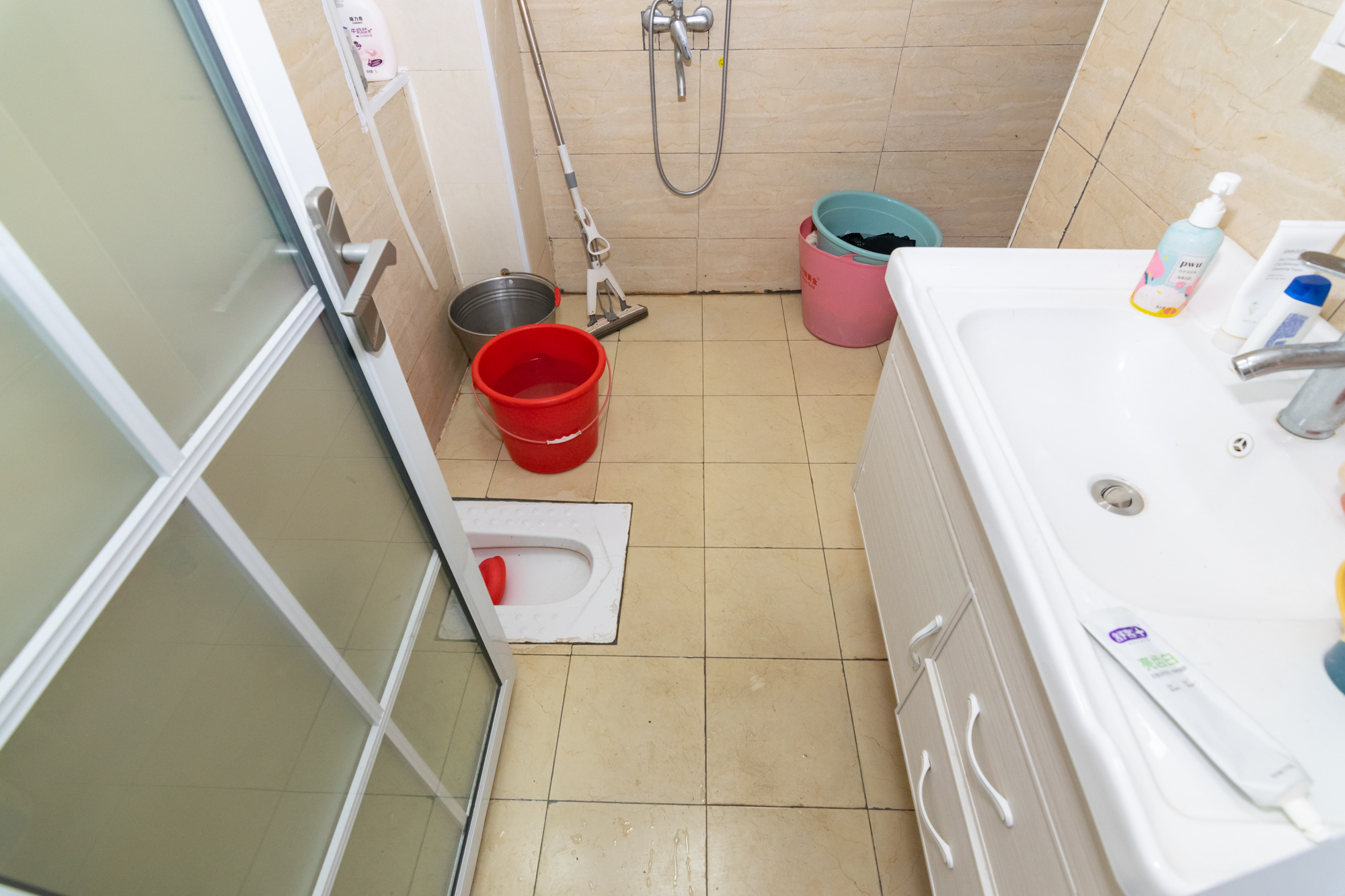 勤诚达新界 1室1厅1卫 55.0万 勤诚达新界 1室1厅1卫 55.0万卫生间