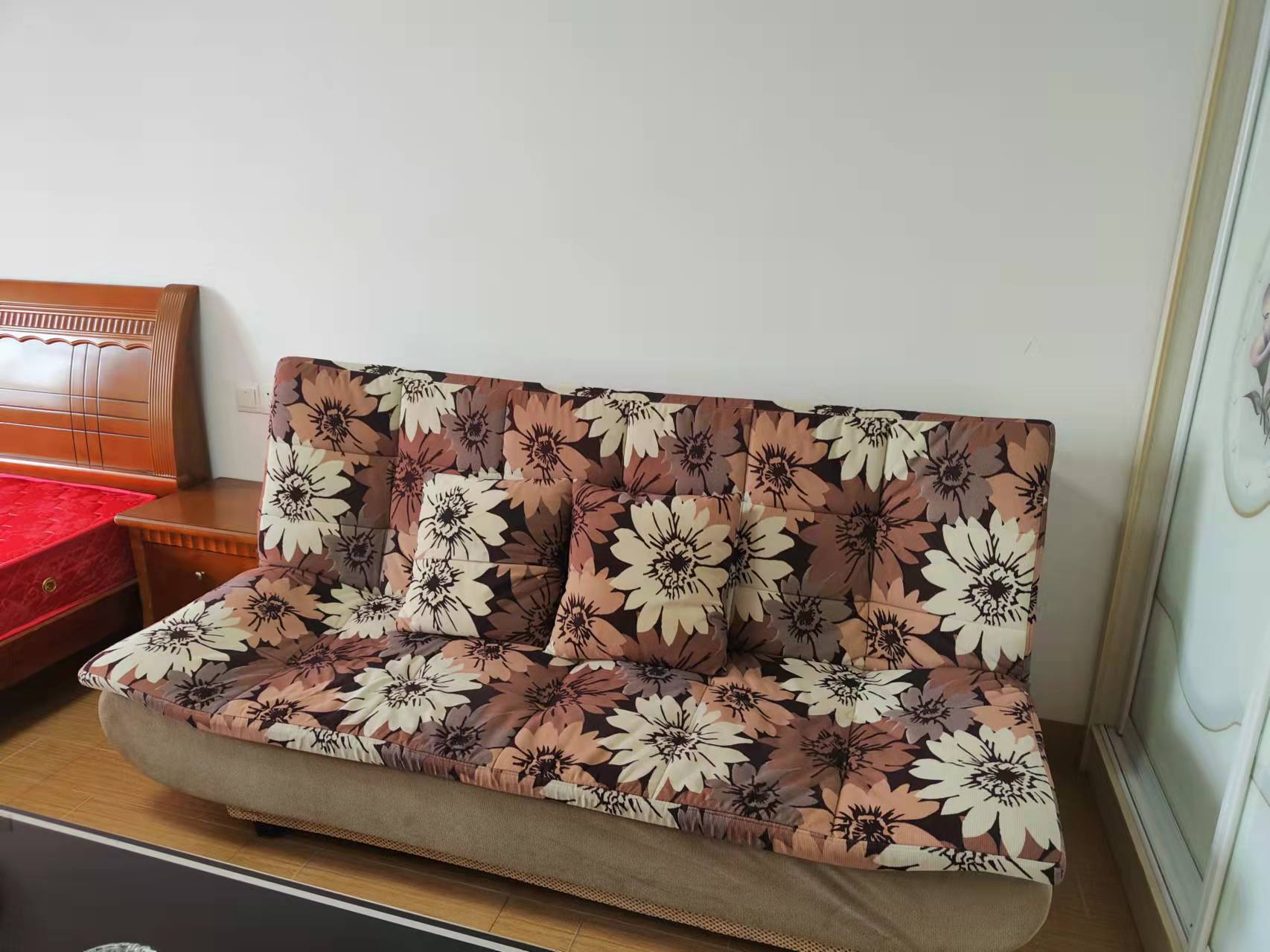 梓山湖公馆 1室1厅1卫 1300.00元/月 梓山湖公馆 1室1厅1卫 1300.00元/月室内图