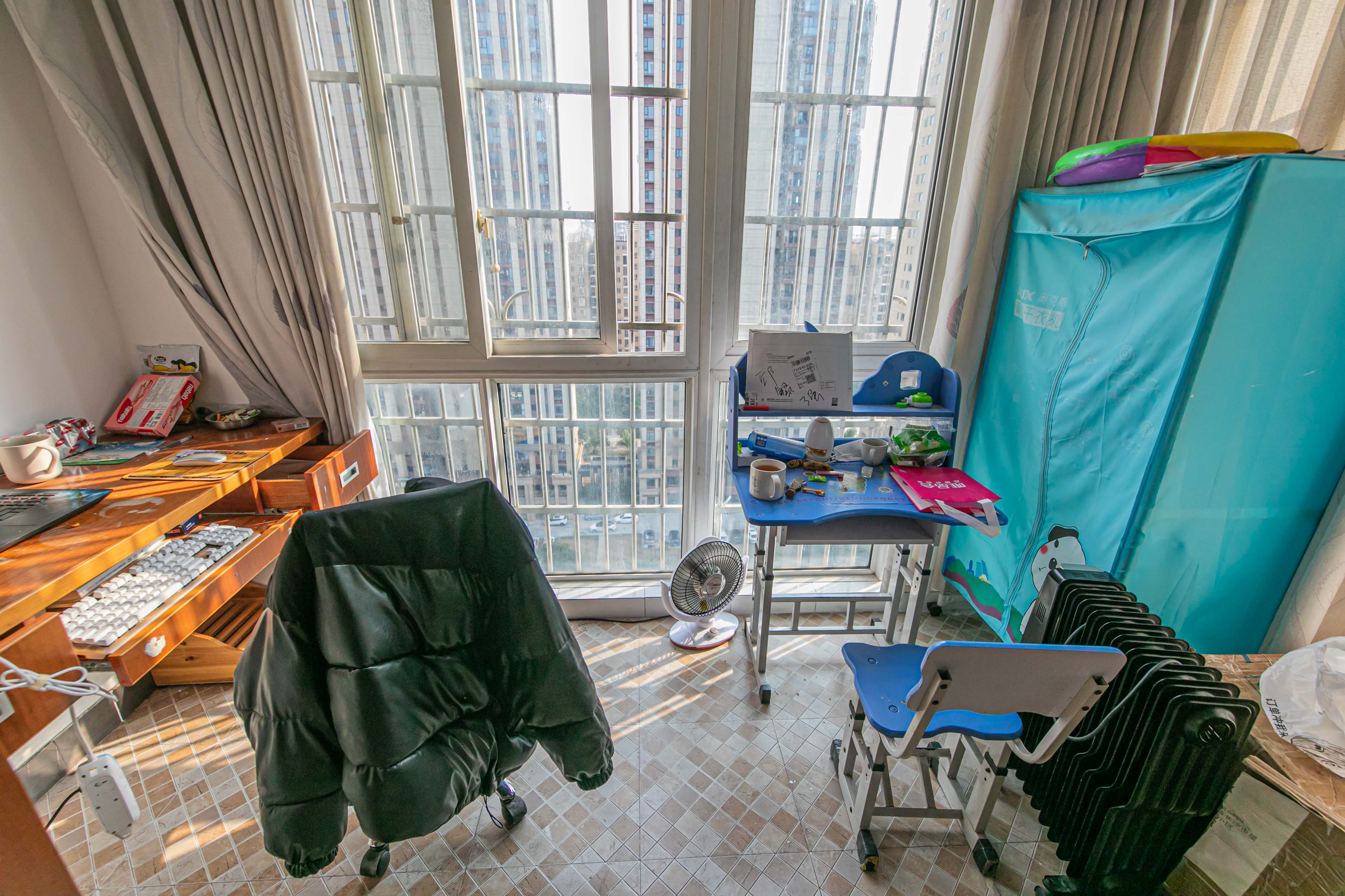 彩都公寓  2室1厅1卫    53.0万 彩都公寓  2室1厅1卫    53.0万阳台