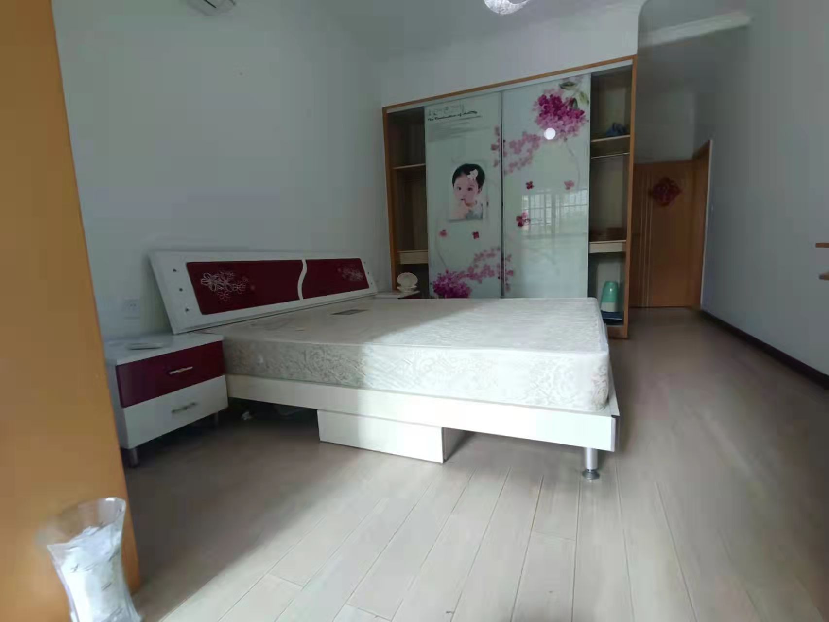 阳光花苑 4室2厅2卫 1500.0元/月 阳光花苑 4室2厅2卫 1500.0元/月户型图