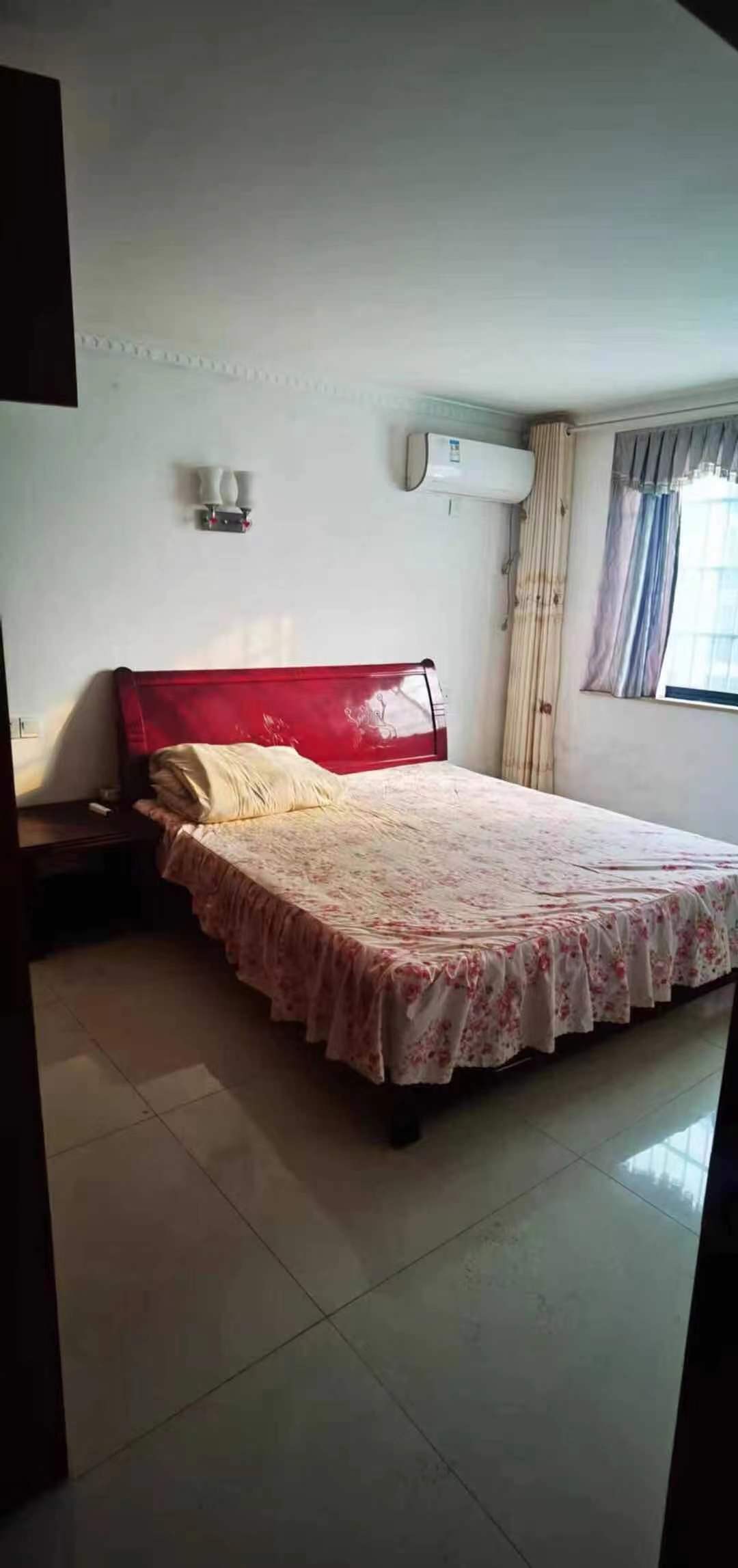 龙洲汇龙苑 3室2厅1卫 1600.0元/月 龙洲汇龙苑 3室2厅1卫 1600.0元/月室内图