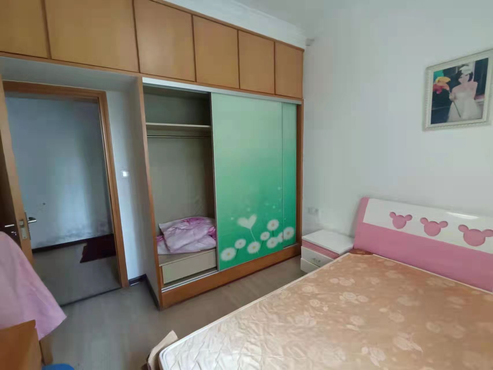 阳光花苑 4室2厅2卫 1500.0元/月 阳光花苑 4室2厅2卫 1500.0元/月室内图