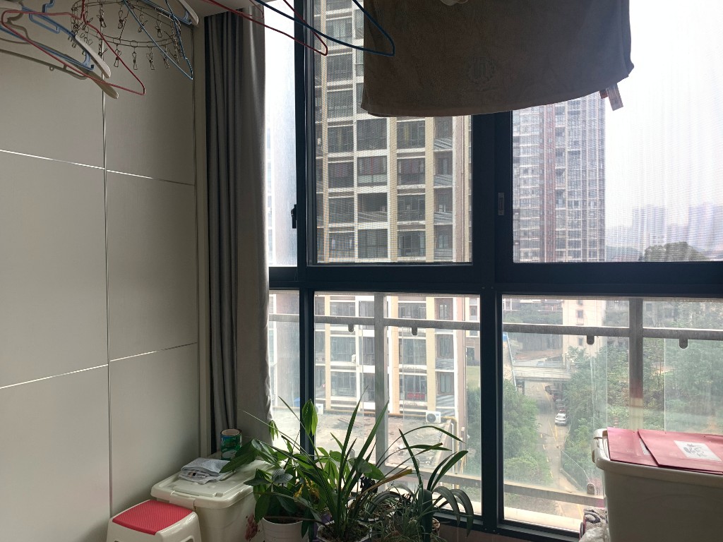 雄森国际 3室2厅2卫 2600.0元/月 雄森国际 3室2厅2卫 2600.0元/月室内图