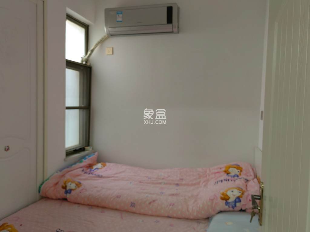 香格里拉  2室2厅1卫    40.8万 香格里拉  2室2厅1卫    40.8万客厅