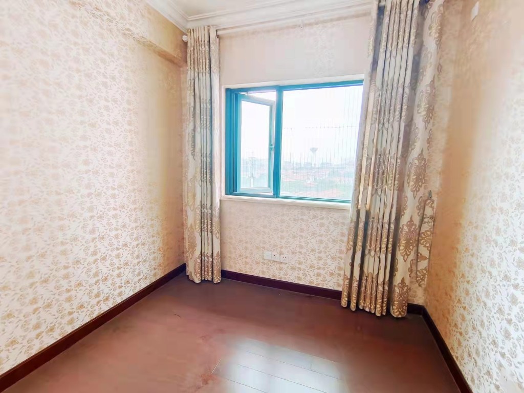 株洲恒大名都 4室2厅2卫 113.0万 株洲恒大名都 4室2厅2卫 113.0万客厅