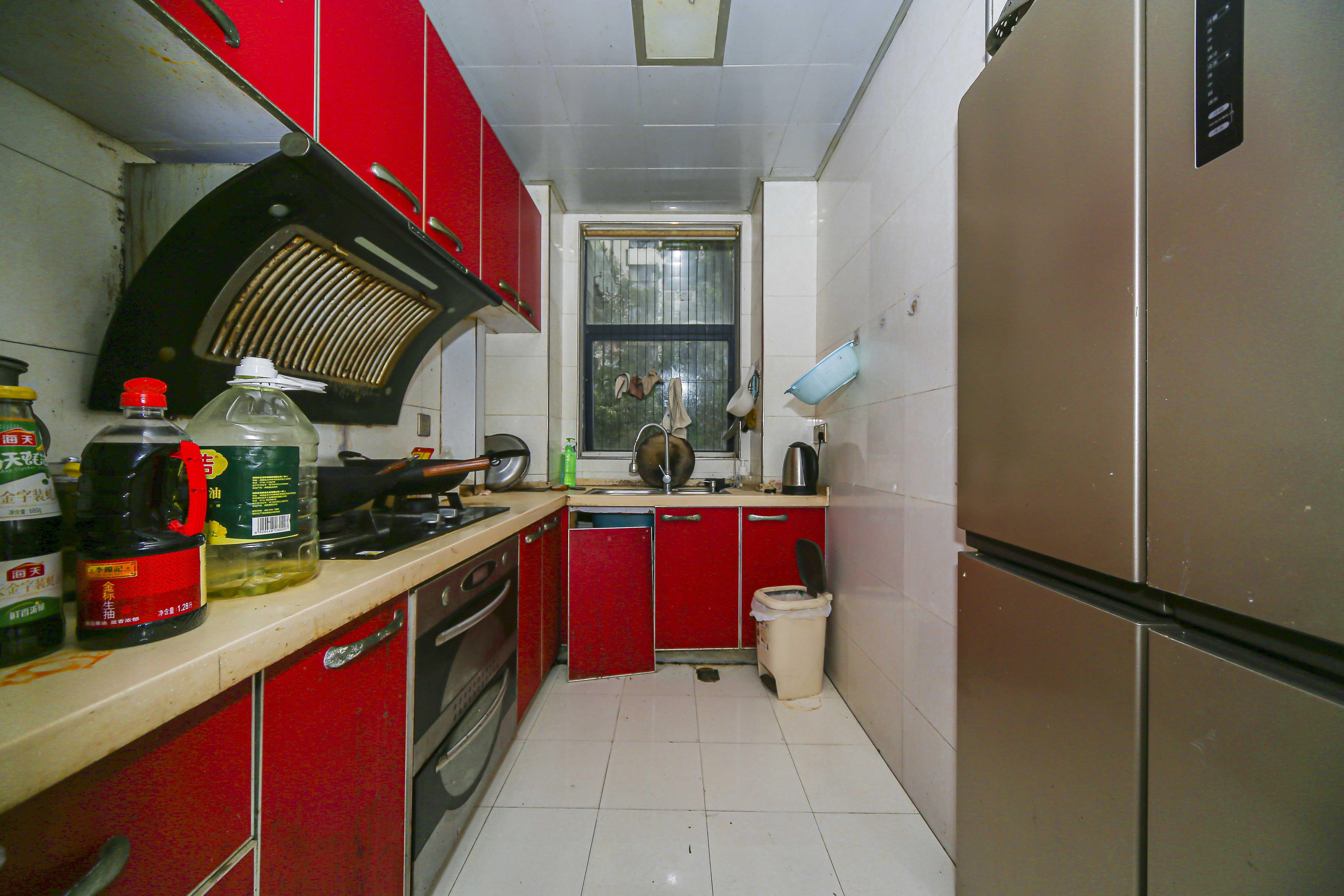 云栖谷  3室2厅2卫    95.0万厨房