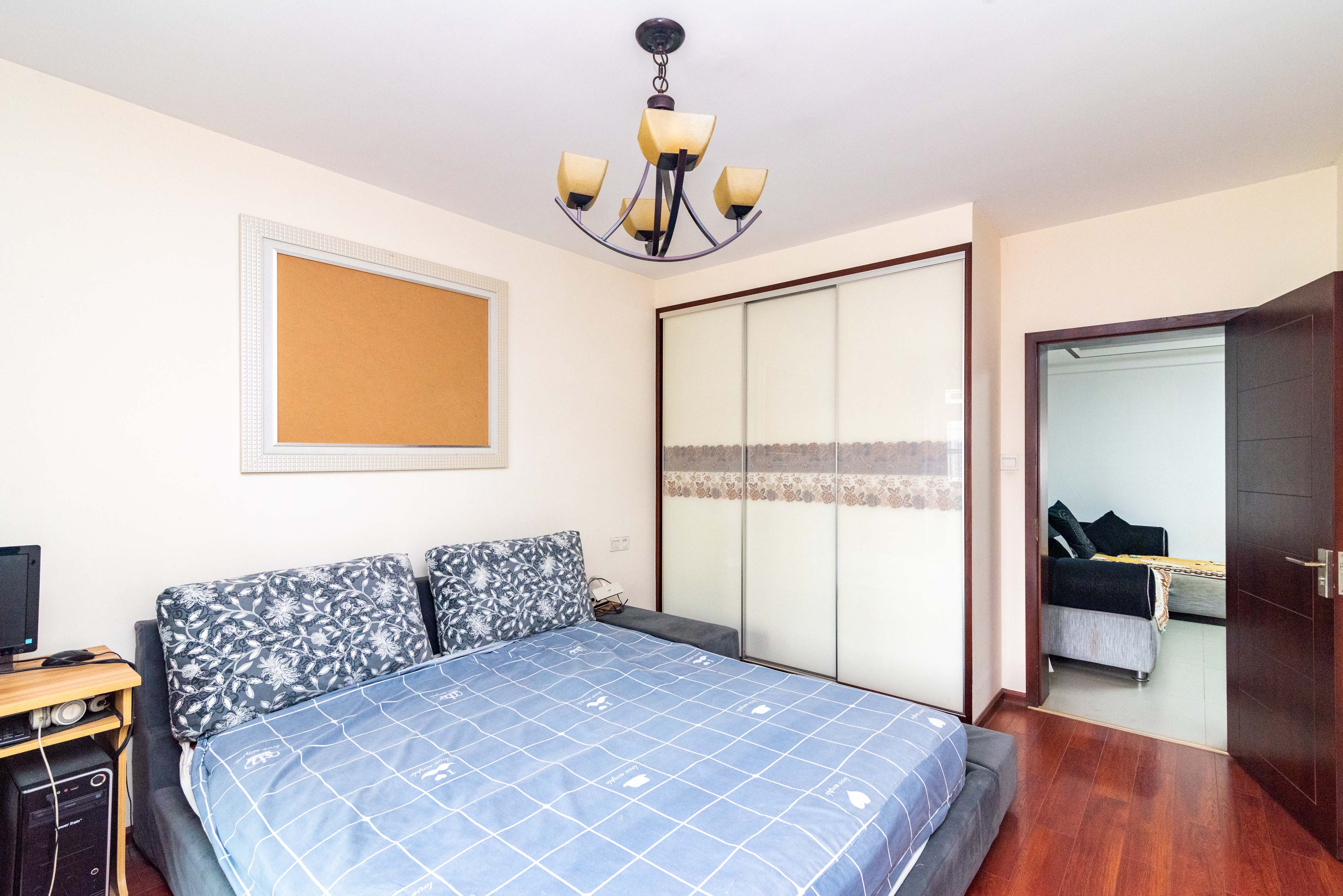 洪山家园 2室2厅1卫 72.0万 洪山家园 2室2厅1卫 72.0万卧室