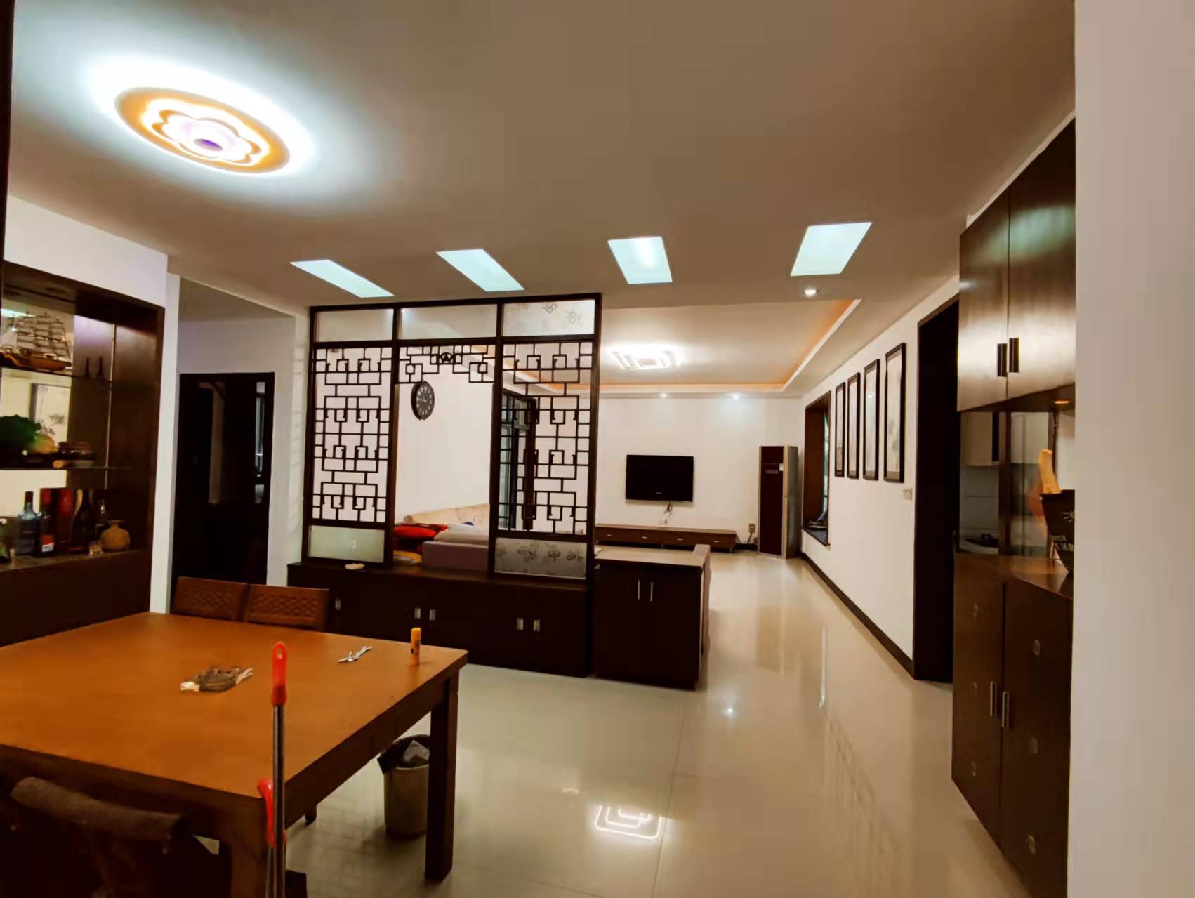 金色晓岛 3室2厅2卫 2800.0元/月 金色晓岛 3室2厅2卫 2800.0元/月户型图