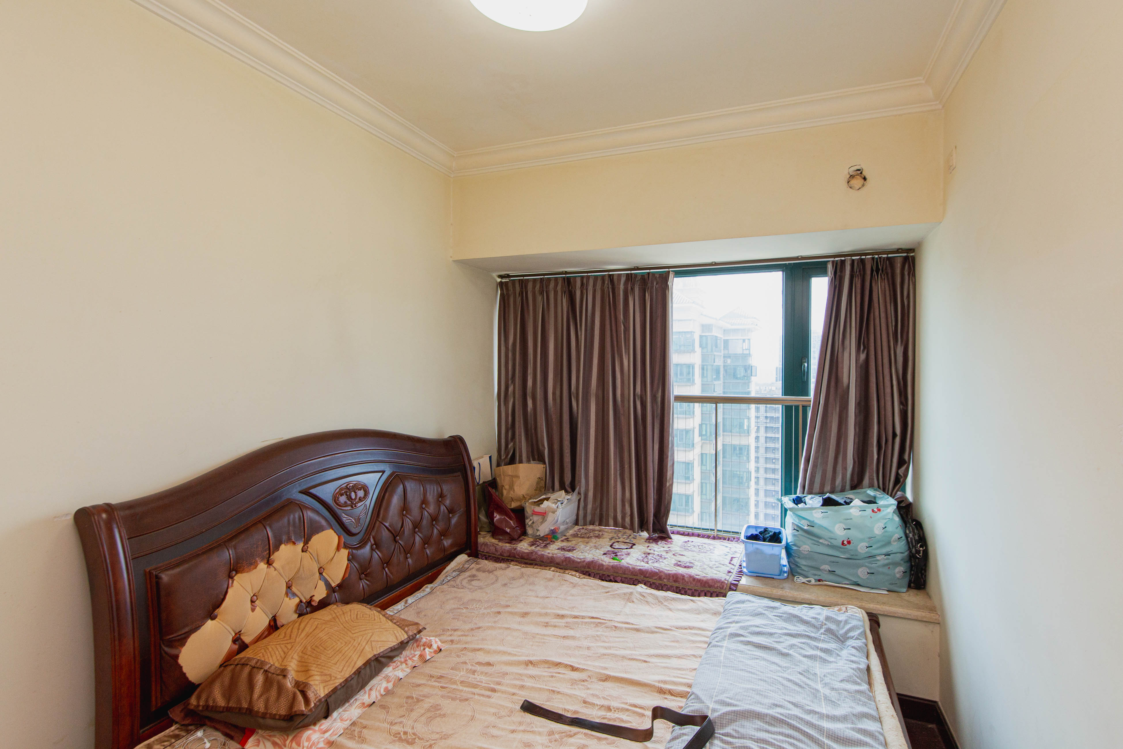 恒大绿洲  3室2厅2卫    138.0万卧室