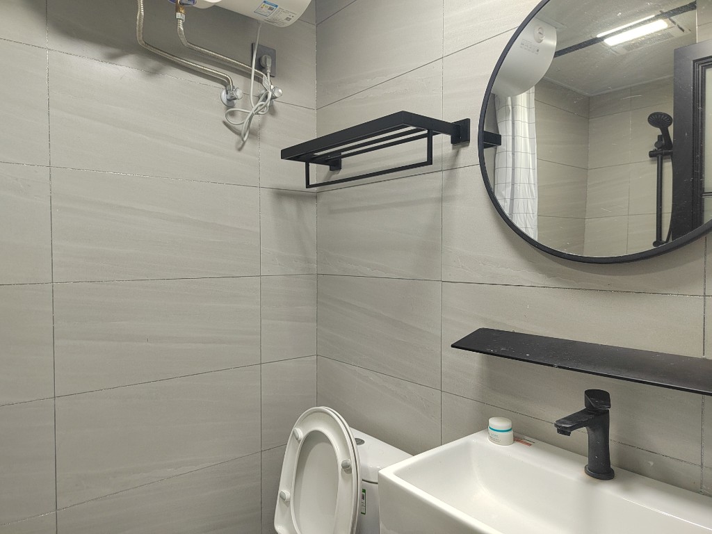 蒸水湾悦公馆 1室1厅1卫 1600.0元/月 蒸水湾悦公馆 1室1厅1卫 1600.0元/月室内图