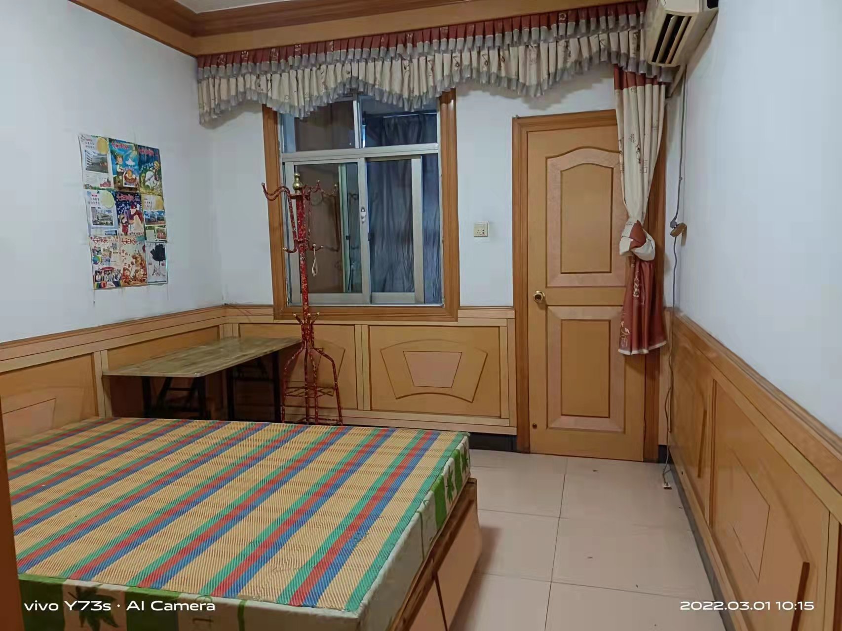 湘中农贸市场(湘怡花园)  4室2厅2卫    62.0万卧室